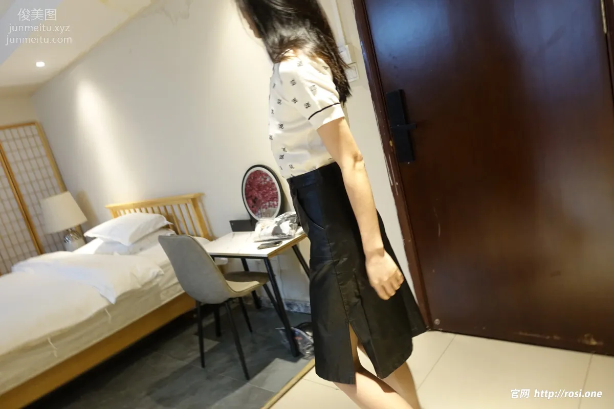 [ROSI写真]2023.09.18 NO.4305 page 64