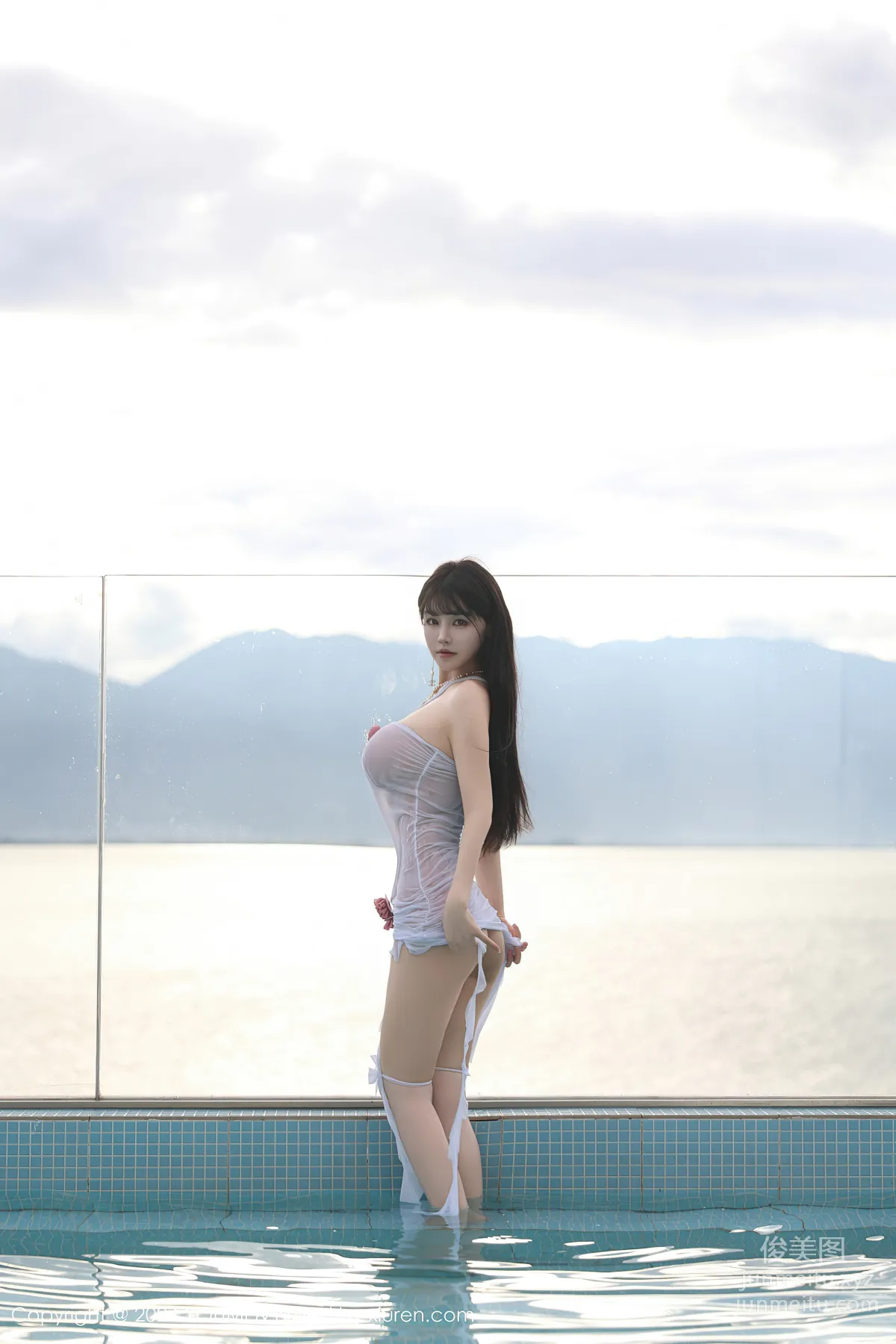 [YouMi尤蜜荟]2024.09.14 VOL.1097 心上可Flora page 32