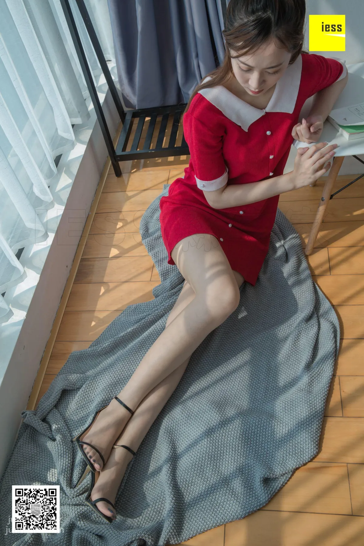 [IESS异思趣向] 2018.11.06 丝享家353：《紫紫甜美一字扣凉鞋》紫紫 [96P] page 75