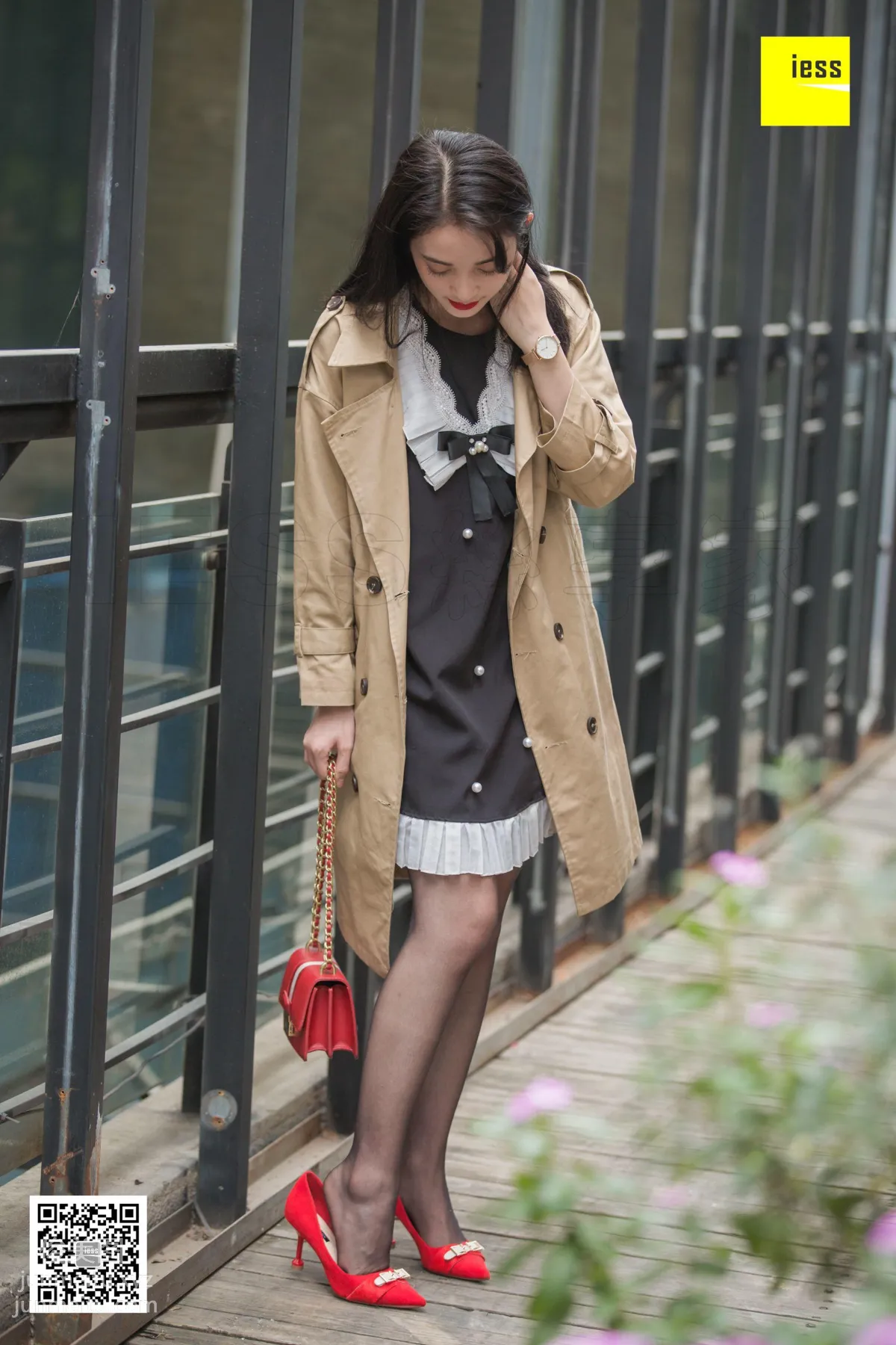 [IESS异思趣向] 2018.12.21 丝享家386：《气质风衣小红高》姗姗 [90P] page 23