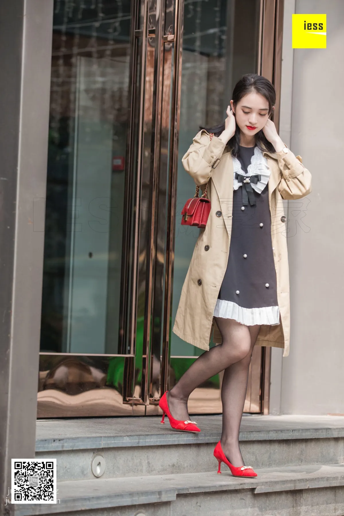 [IESS异思趣向] 2018.12.21 丝享家386：《气质风衣小红高》姗姗 [90P] page 40