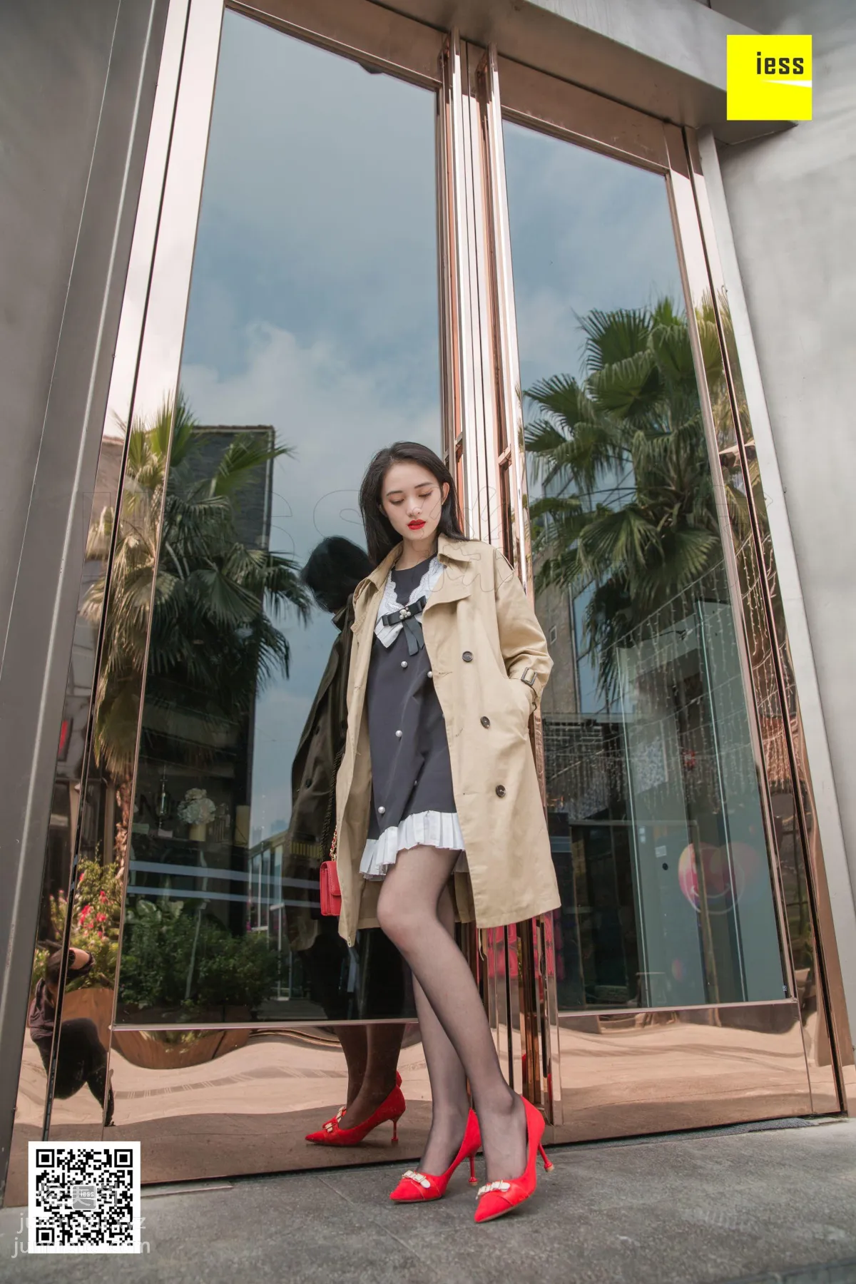 [IESS异思趣向] 2018.12.21 丝享家386：《气质风衣小红高》姗姗 [90P] page 77