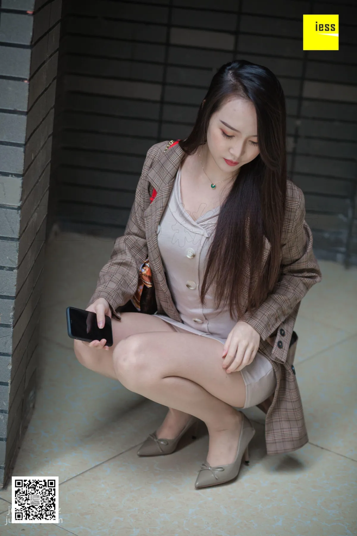 [IESS异思趣向] 2019.01.08 丝享家397：《小区楼下偶遇云芝》云芝 [90P] page 14