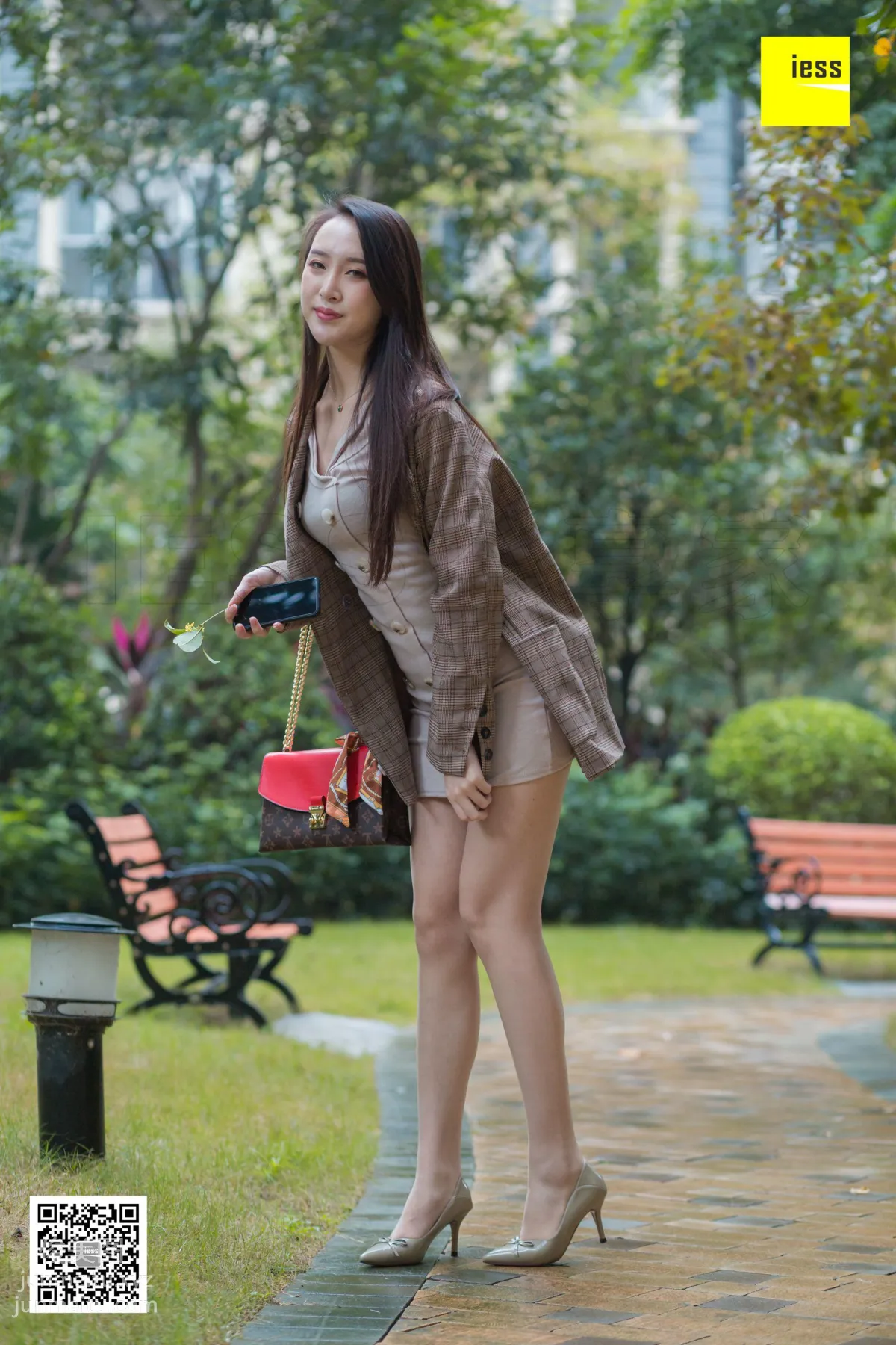 [IESS异思趣向] 2019.01.08 丝享家397：《小区楼下偶遇云芝》云芝 [90P] page 73