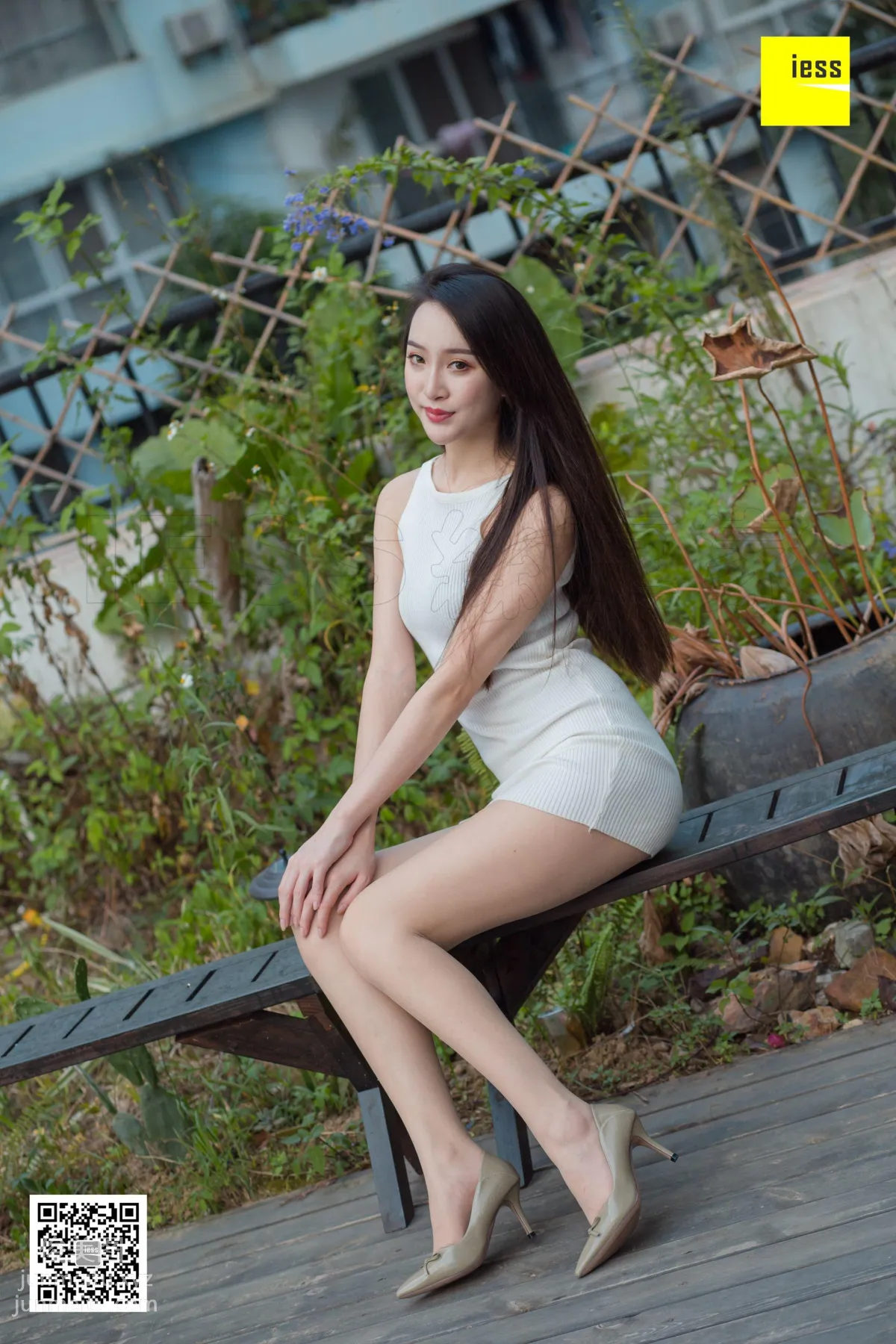 [IESS异思趣向] 2019.01.17 丝享家404：《云芝阳台小短裙》云芝[96P] page 93