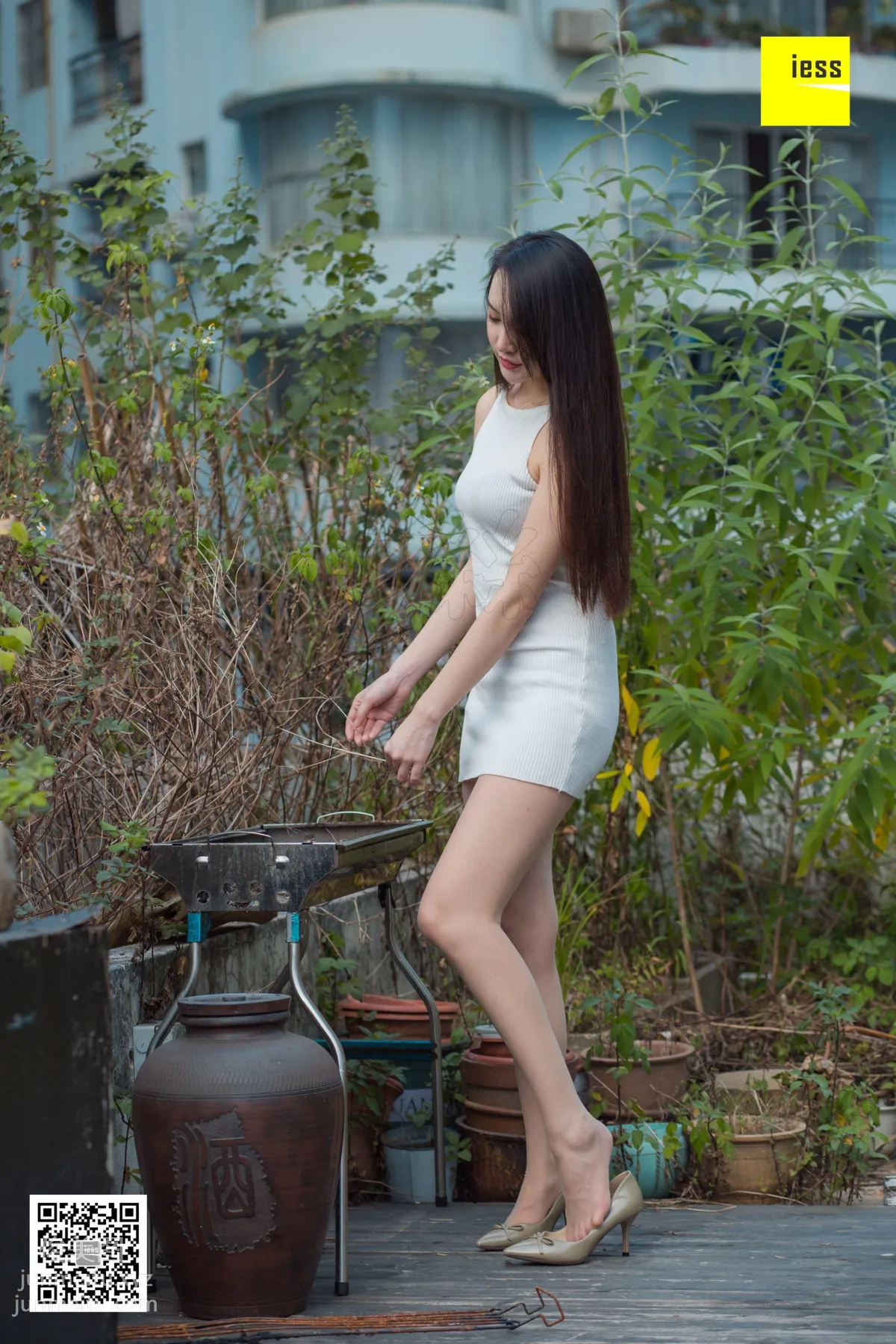 [IESS异思趣向] 2019.01.17 丝享家404：《云芝阳台小短裙》云芝[96P] page 97