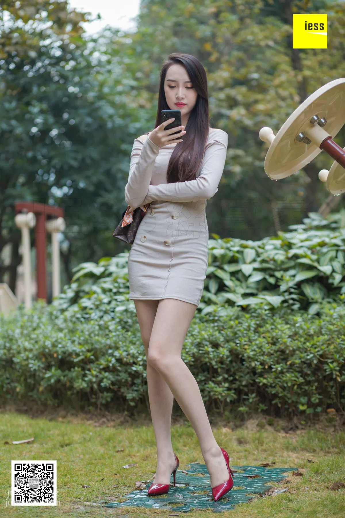 [IESS异思趣向] 2019.01.28 丝享家410：《云芝公园散心》云芝[88P] page 29