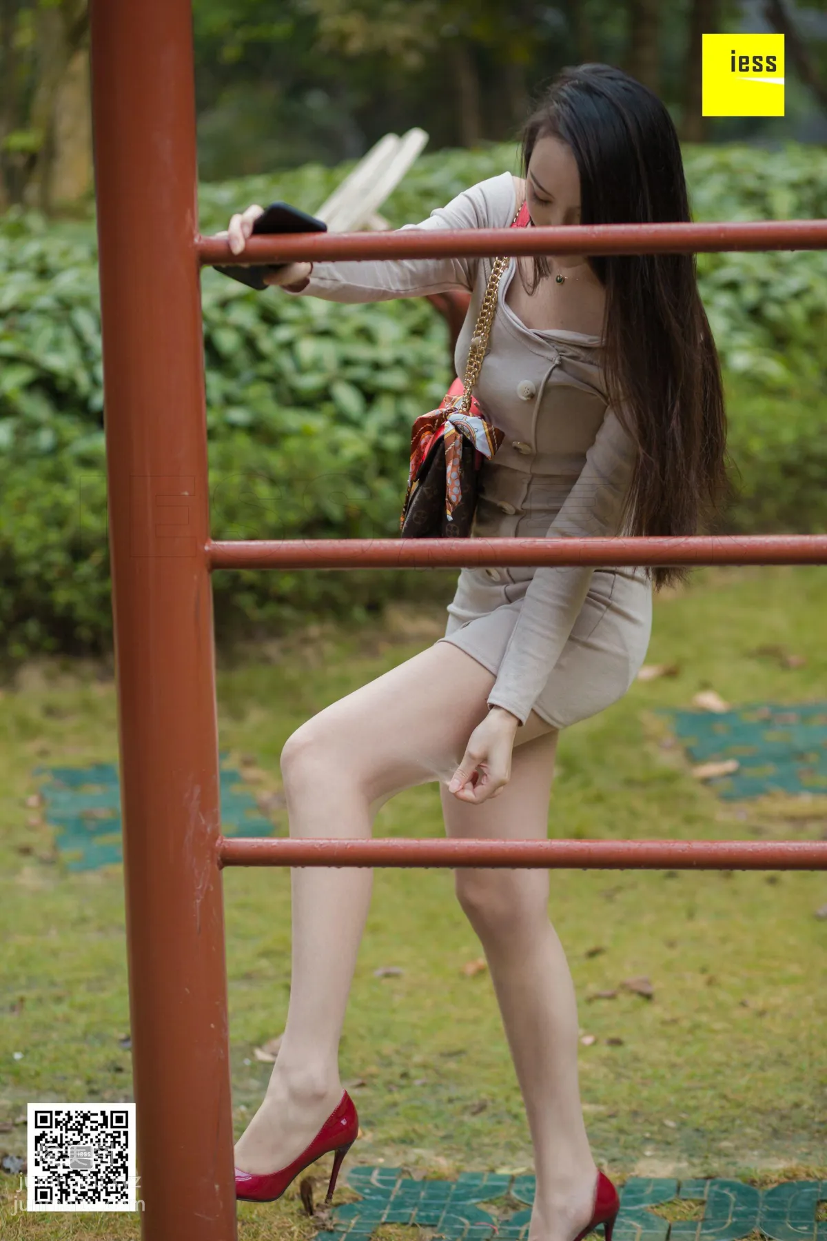[IESS异思趣向] 2019.01.28 丝享家410：《云芝公园散心》云芝[88P] page 52