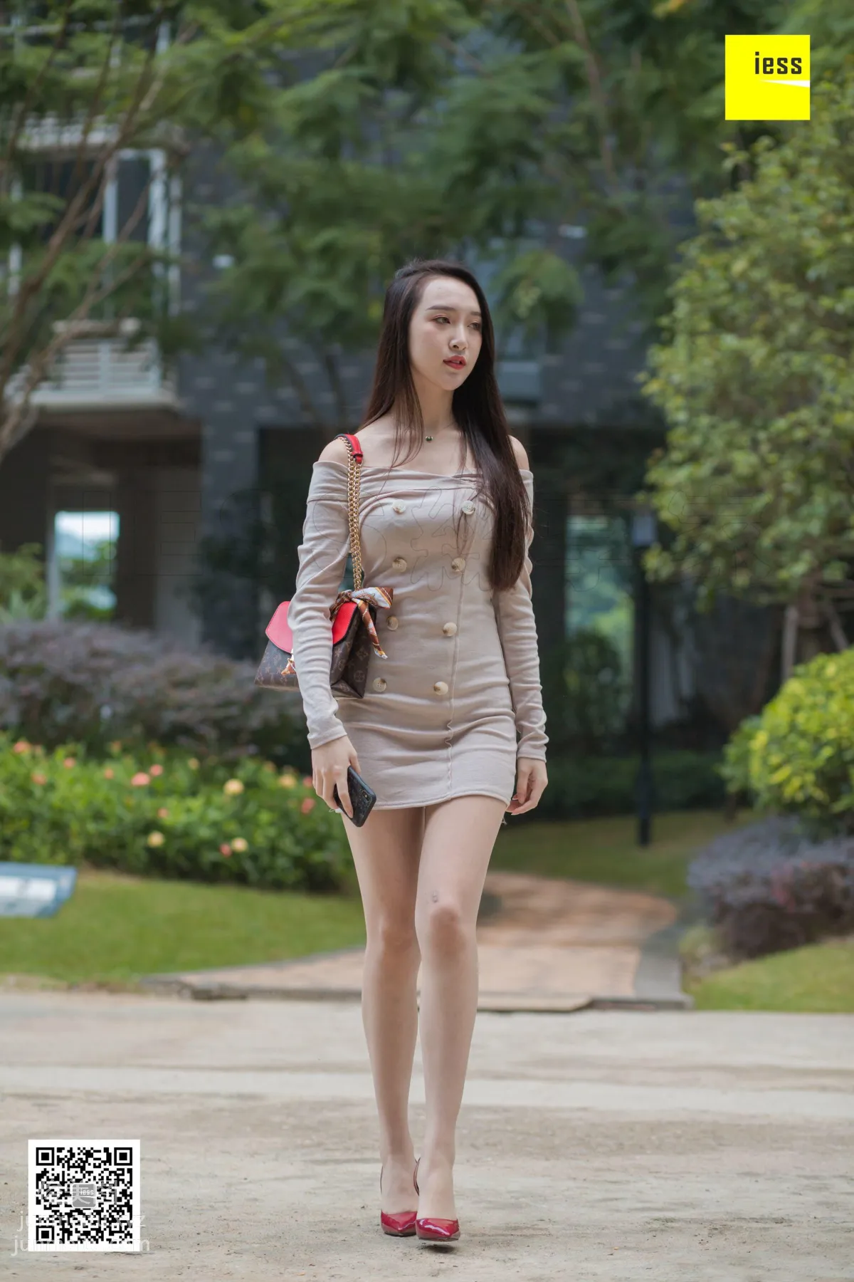 [IESS异思趣向] 2019.01.28 丝享家410：《云芝公园散心》云芝[88P] page 83