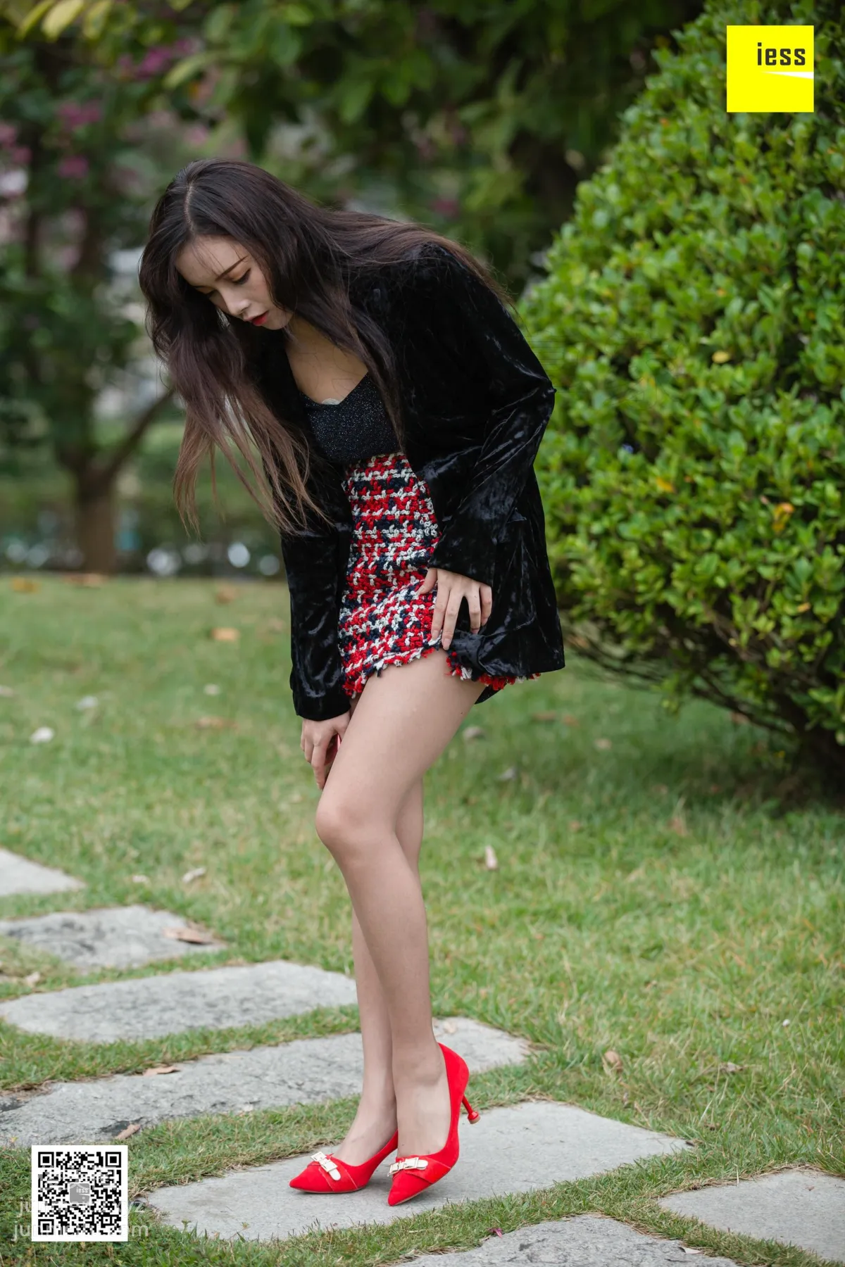 [IESS异思趣向] 2019.02.18 丝享家424：《花丛中的小羽》小羽[82P] page 7