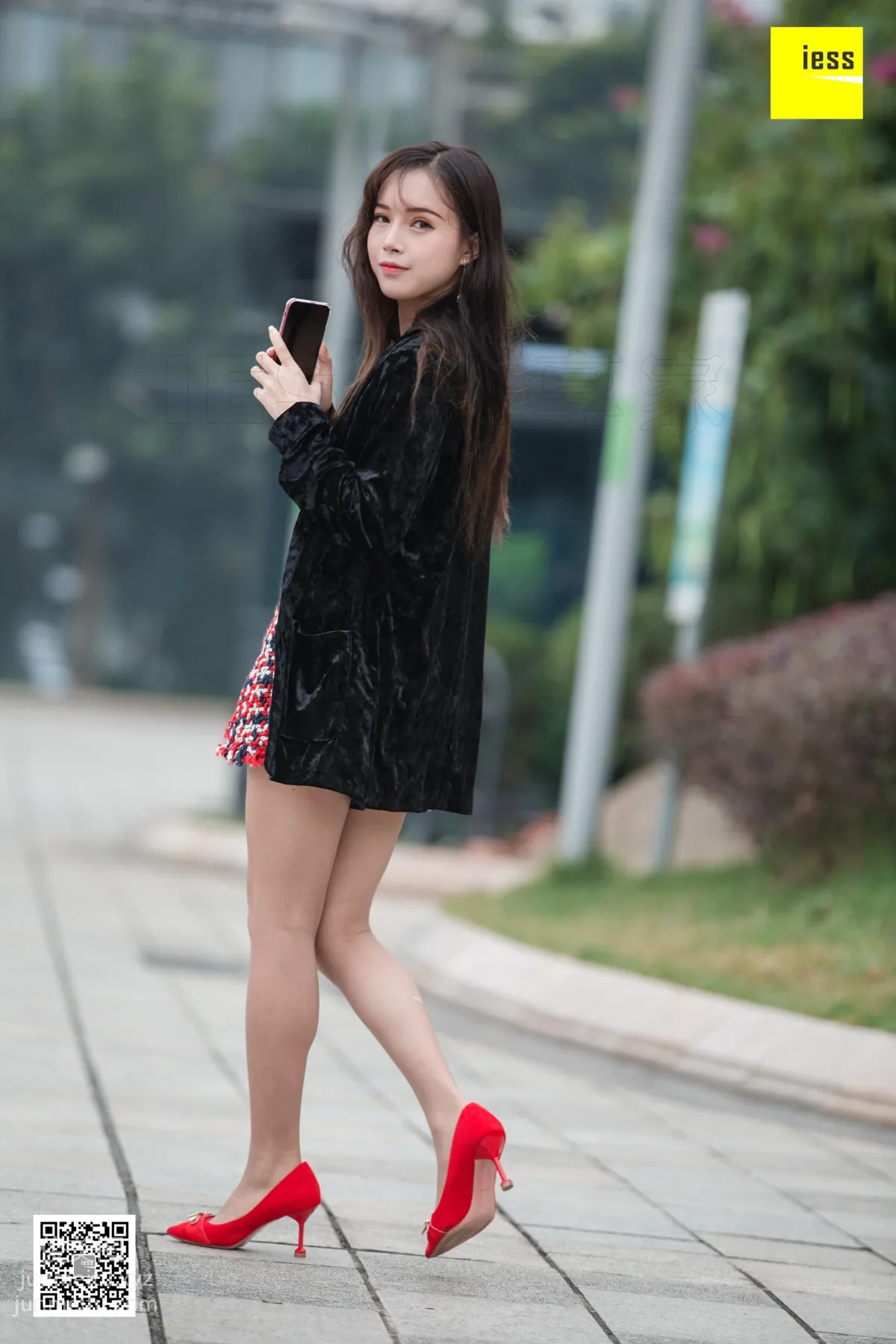 [IESS异思趣向] 2019.02.18 丝享家424：《花丛中的小羽》小羽[82P] page 55