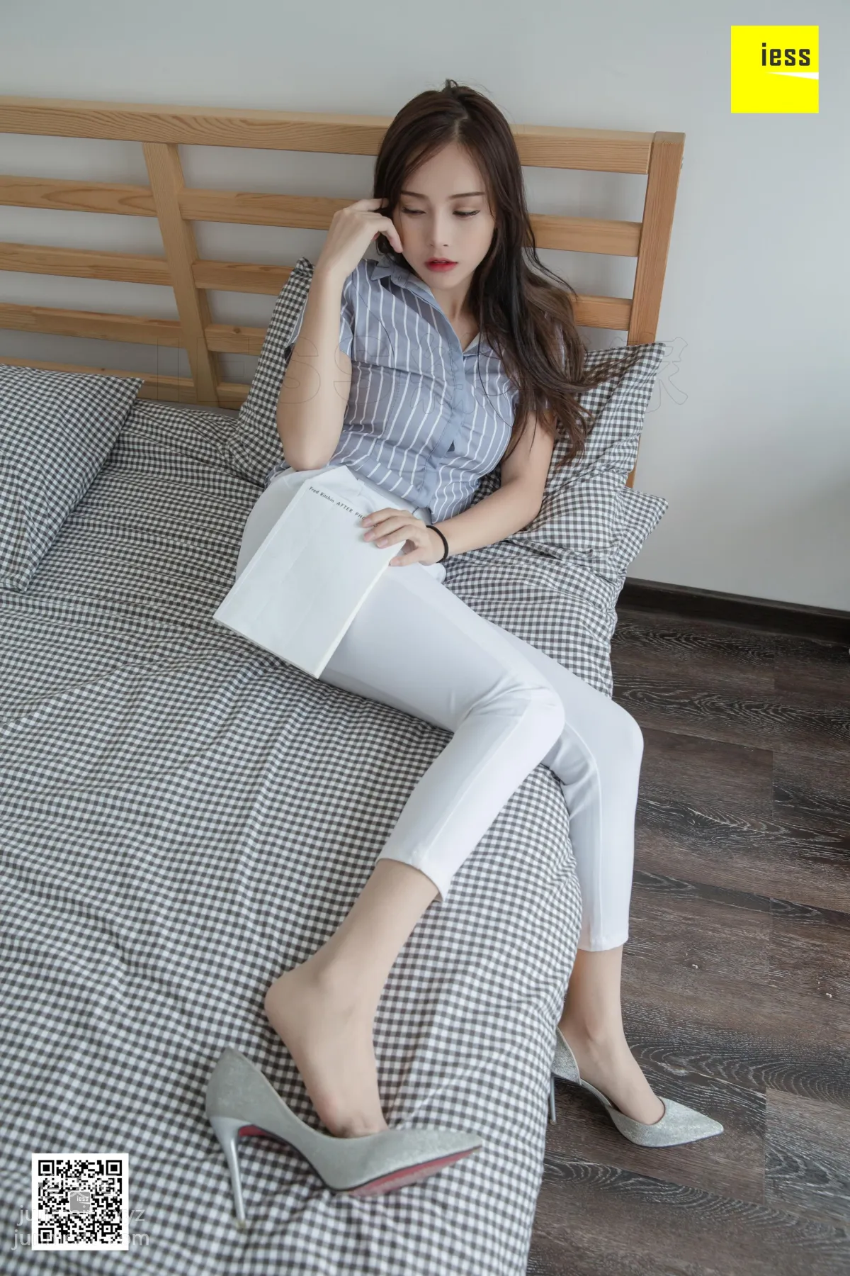 [IESS异思趣向] 2019.03.11 丝享家438：《小羽OL白长裤》小羽[95P] page 39