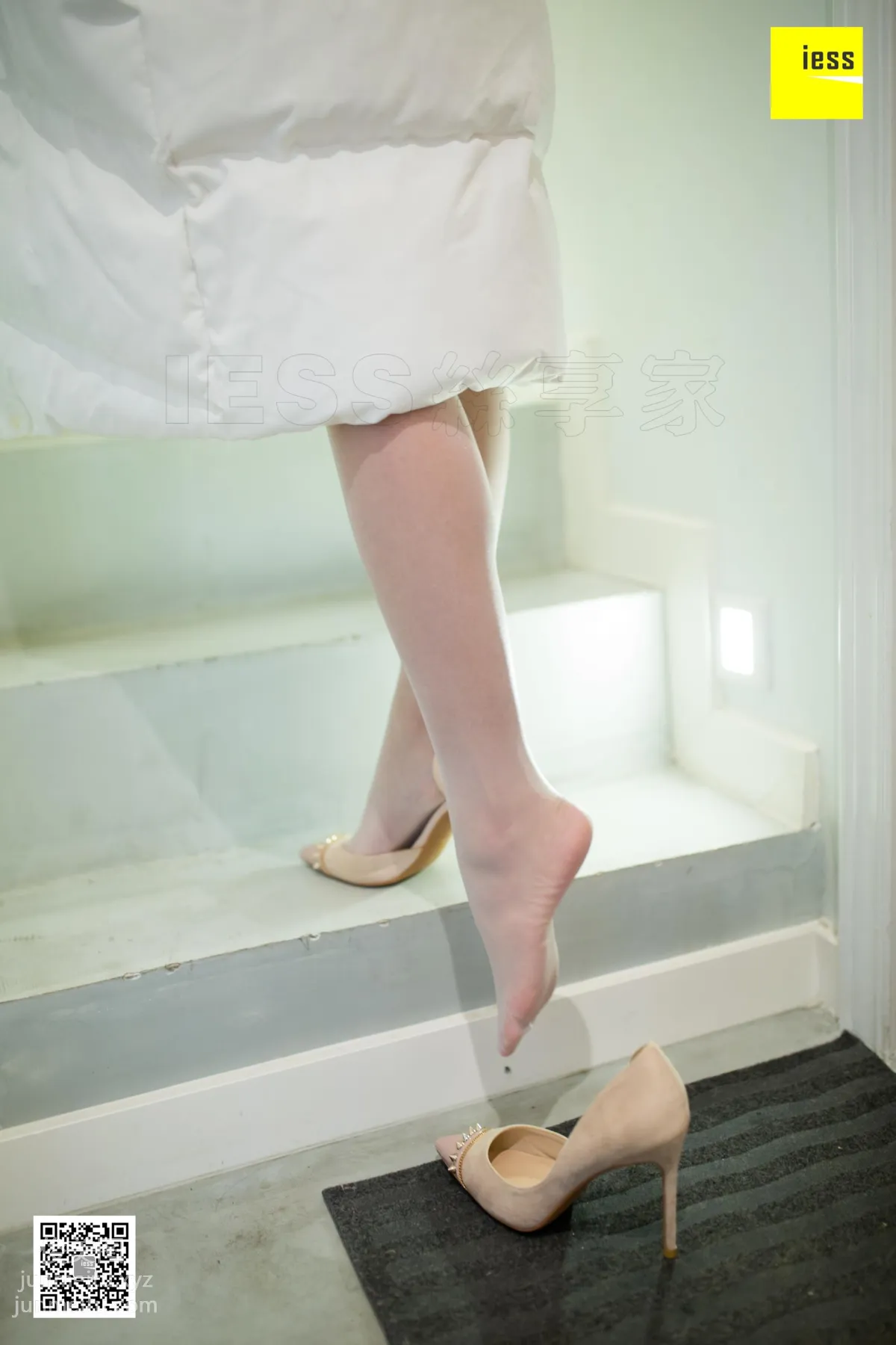 [IESS异思趣向] 2019.03.13 丝享家440：《婉萍白色羽绒服》婉萍[90P] page 17