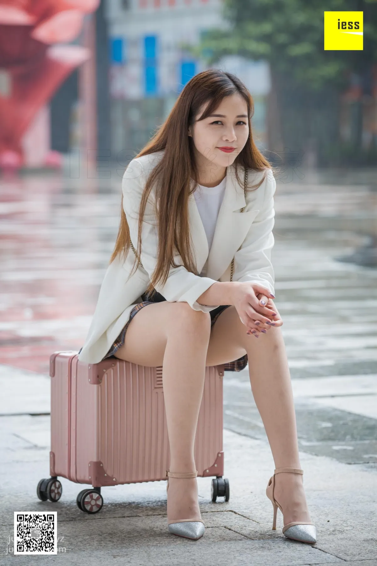 [IESS异思趣向] 2019.03.17 丝享家443：《九妹雨中漫步》九妹[90P] page 82