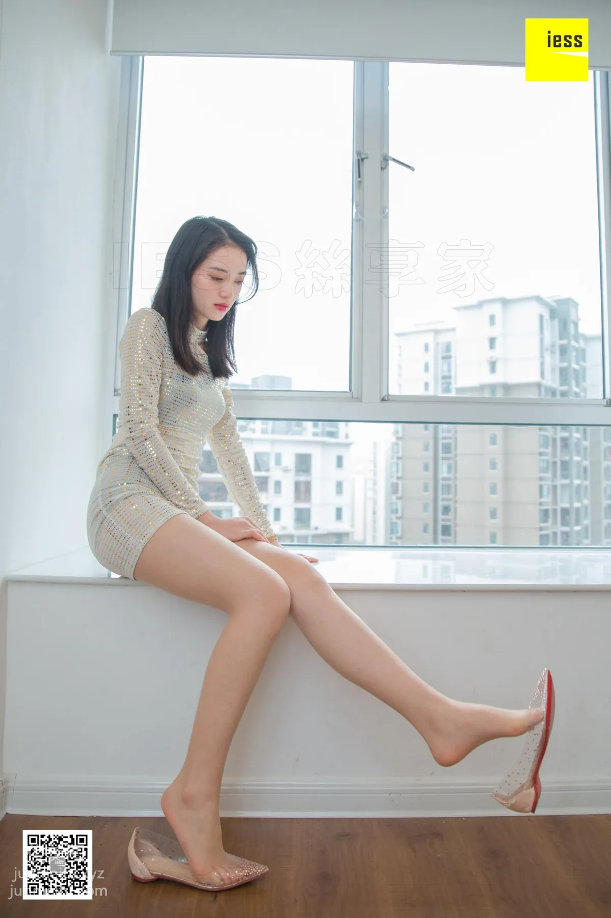 [IESS异思趣向]2019.04.01 丝享家454：姗姗的透明平底鞋 page 70