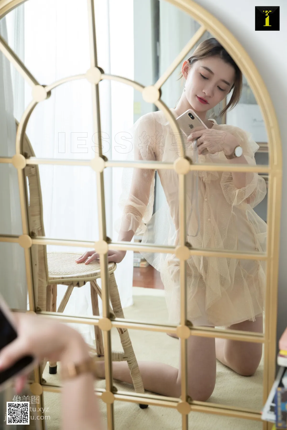 [IESS异思趣向]2019.04.22 丝享家469：秋的蛇纹尖头凉鞋 page 43