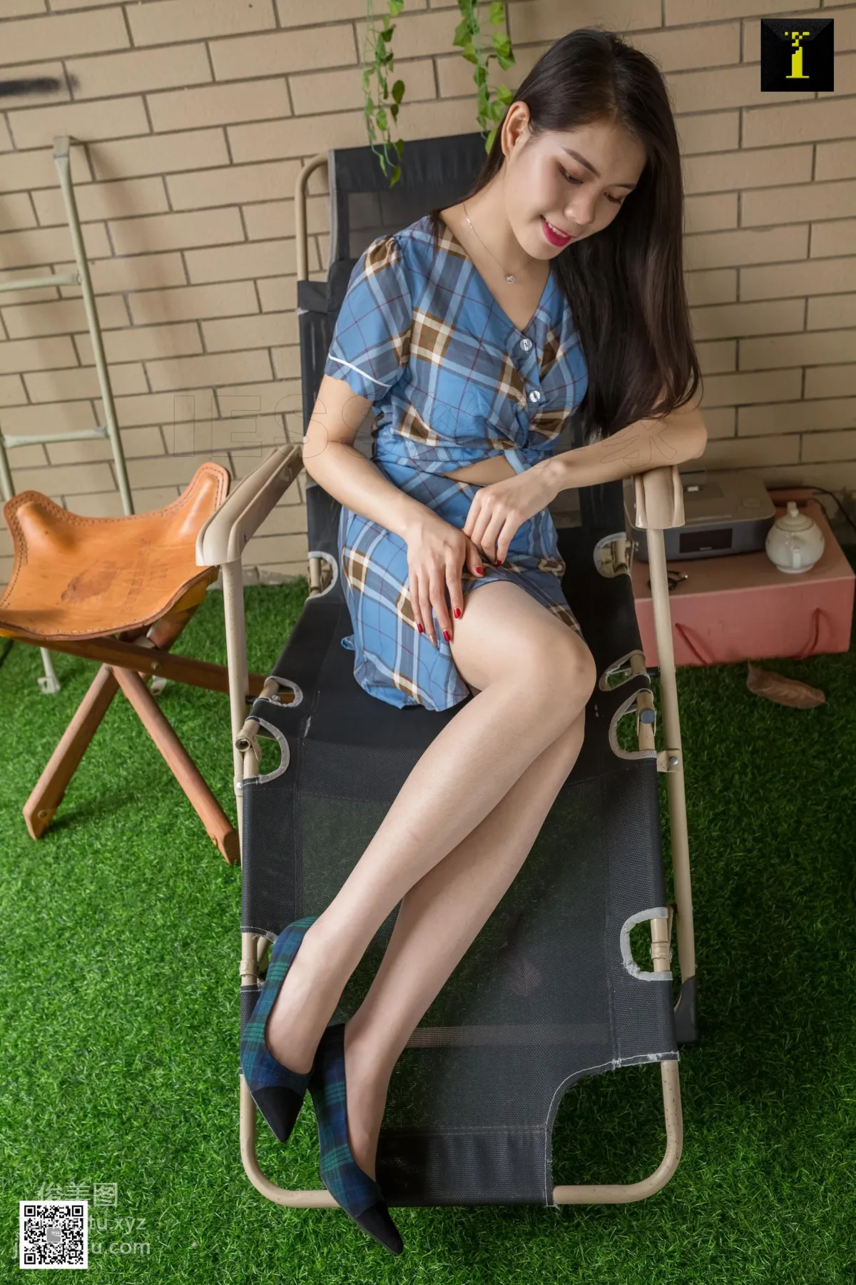 [IESS异思趣向]2019.05.09 丝享家481：甜甜的绿格子高跟 page 47