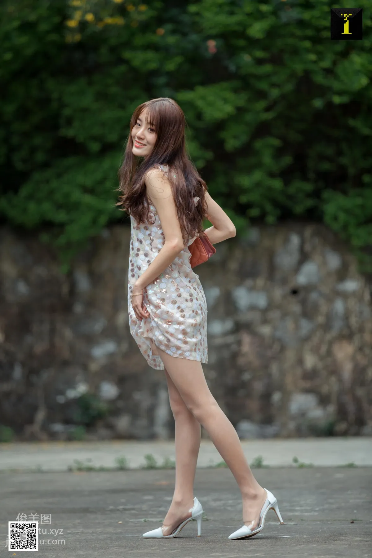 [IESS异思趣向]2019.05.19 丝享家489：森林女孩婉萍 page 61