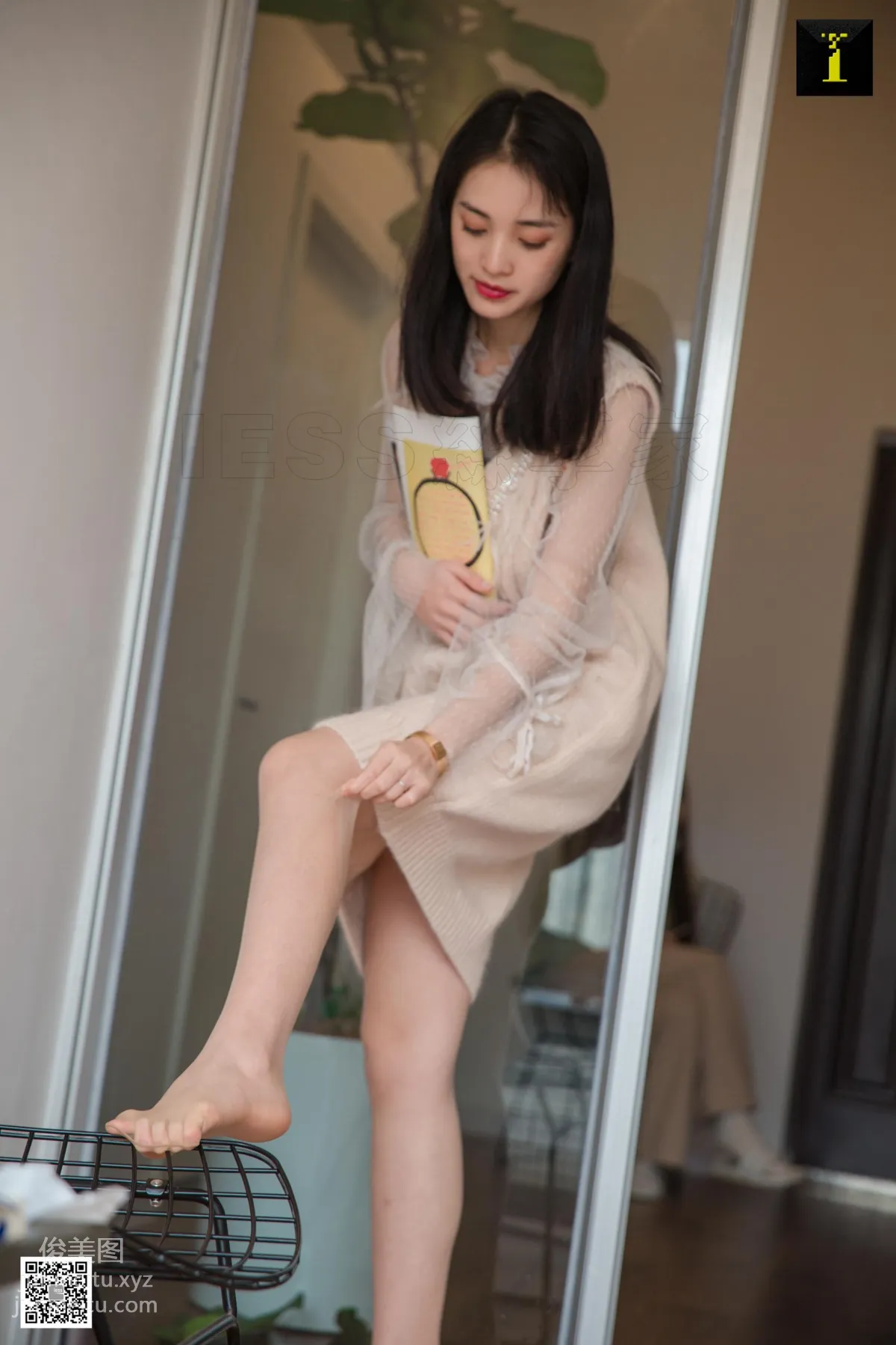[IESS异思趣向]2019.05.23 丝享家493：素人姗姗的雪白肌 page 54