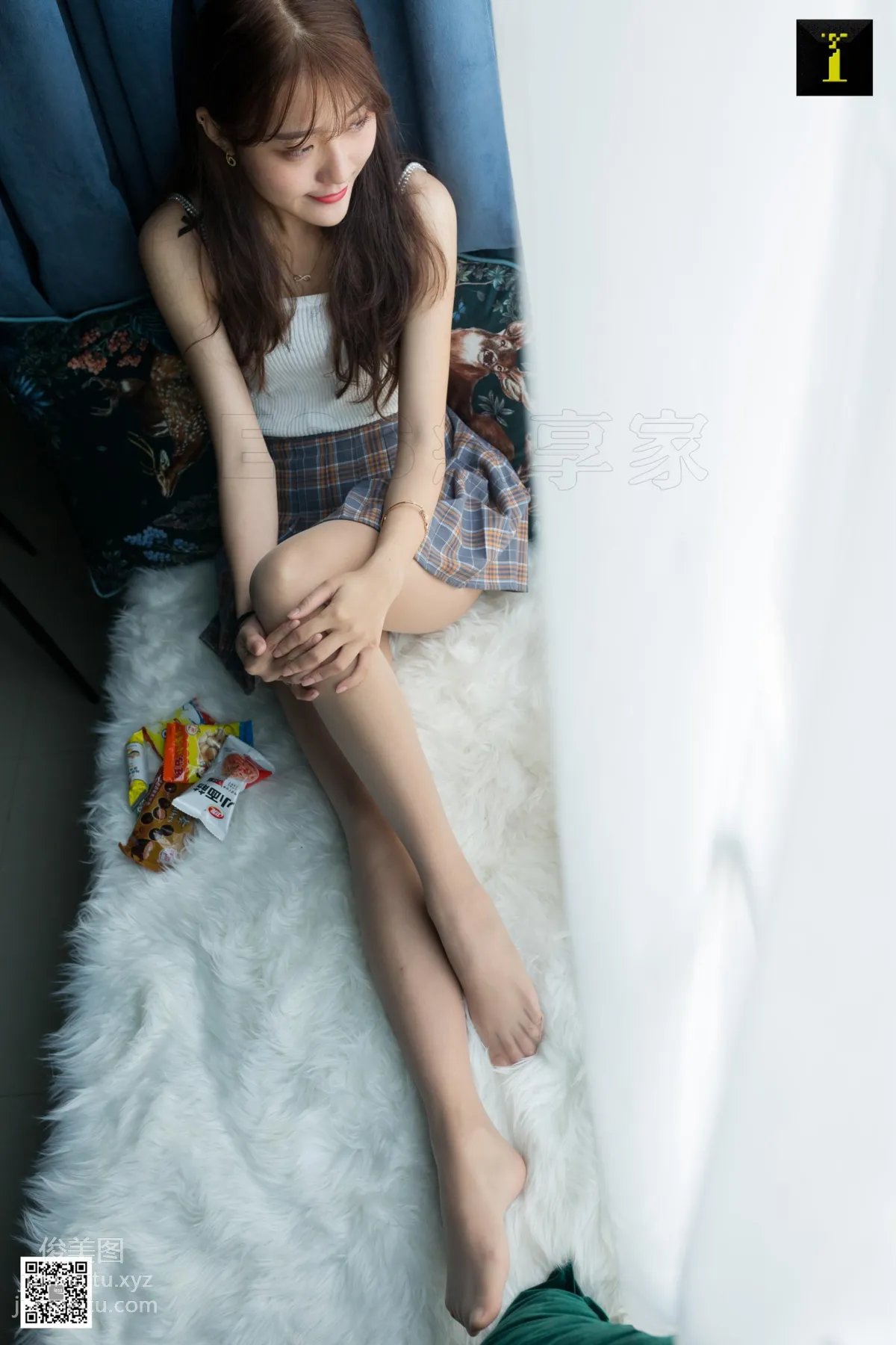 [IESS异思趣向]2019.05.28 丝享家495：爱吃零食的婉萍 page 79