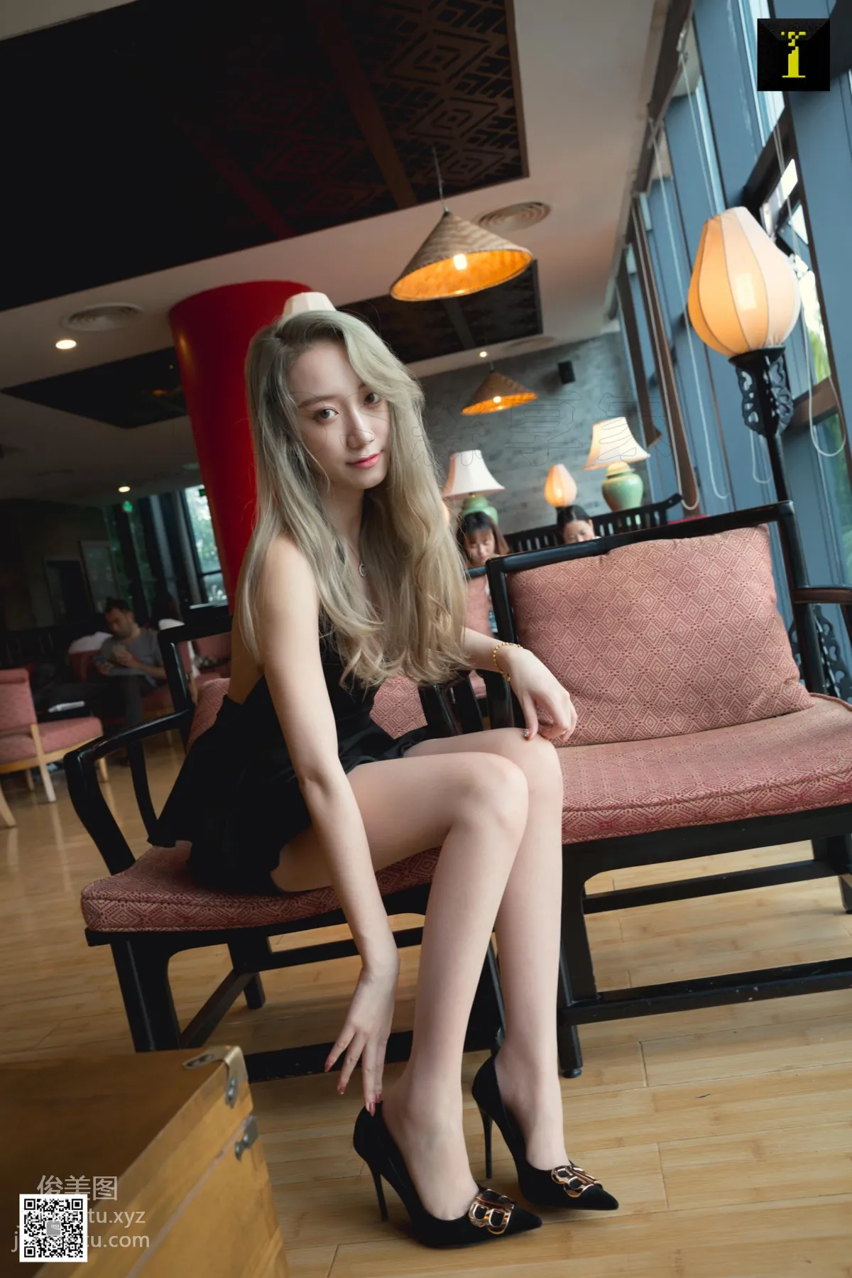 [IESS异思趣向]2019.06.03 丝享家499：乐乐的夏日美背 page 41