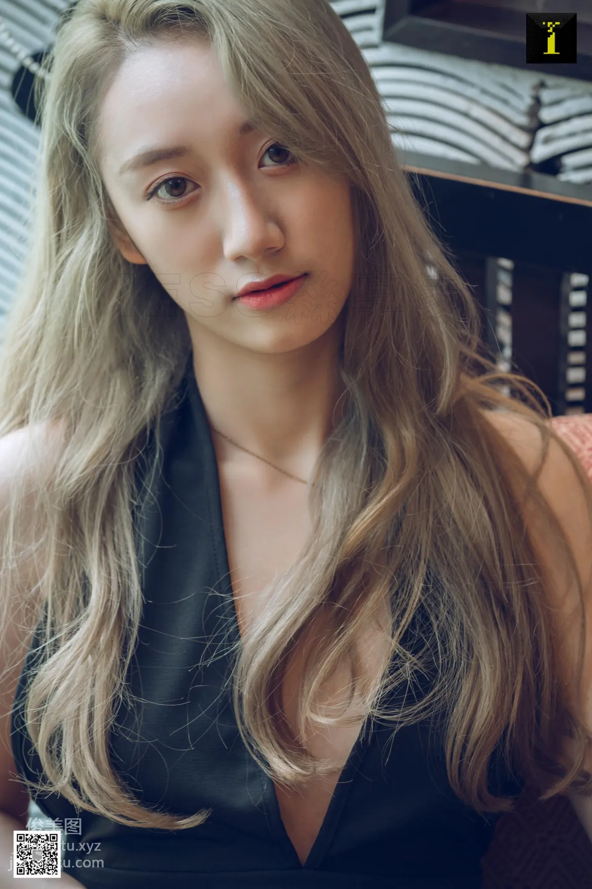 [IESS异思趣向]2019.06.03 丝享家499：乐乐的夏日美背 page 93