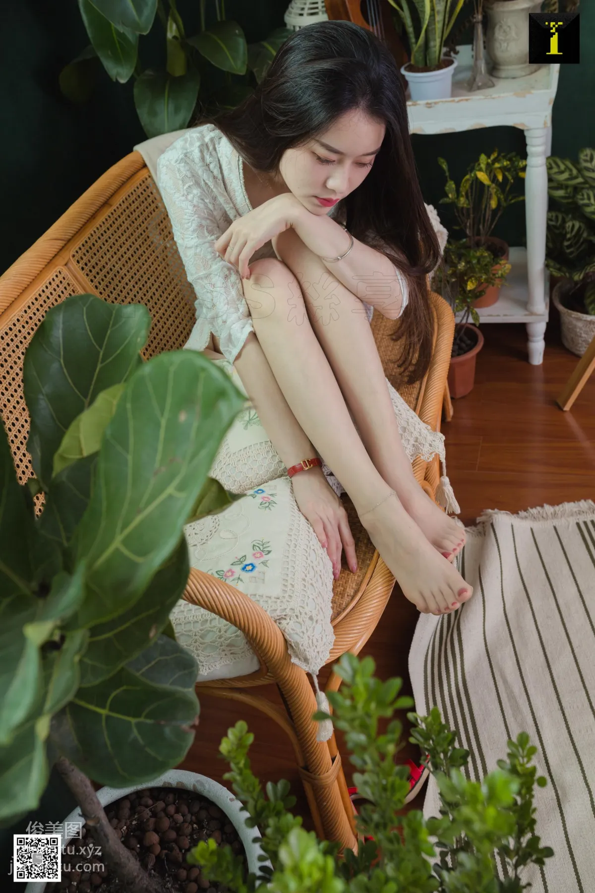 [IESS异思趣向]2019.06.04 丝享家500：佳佳 绿植 吉他 page 34