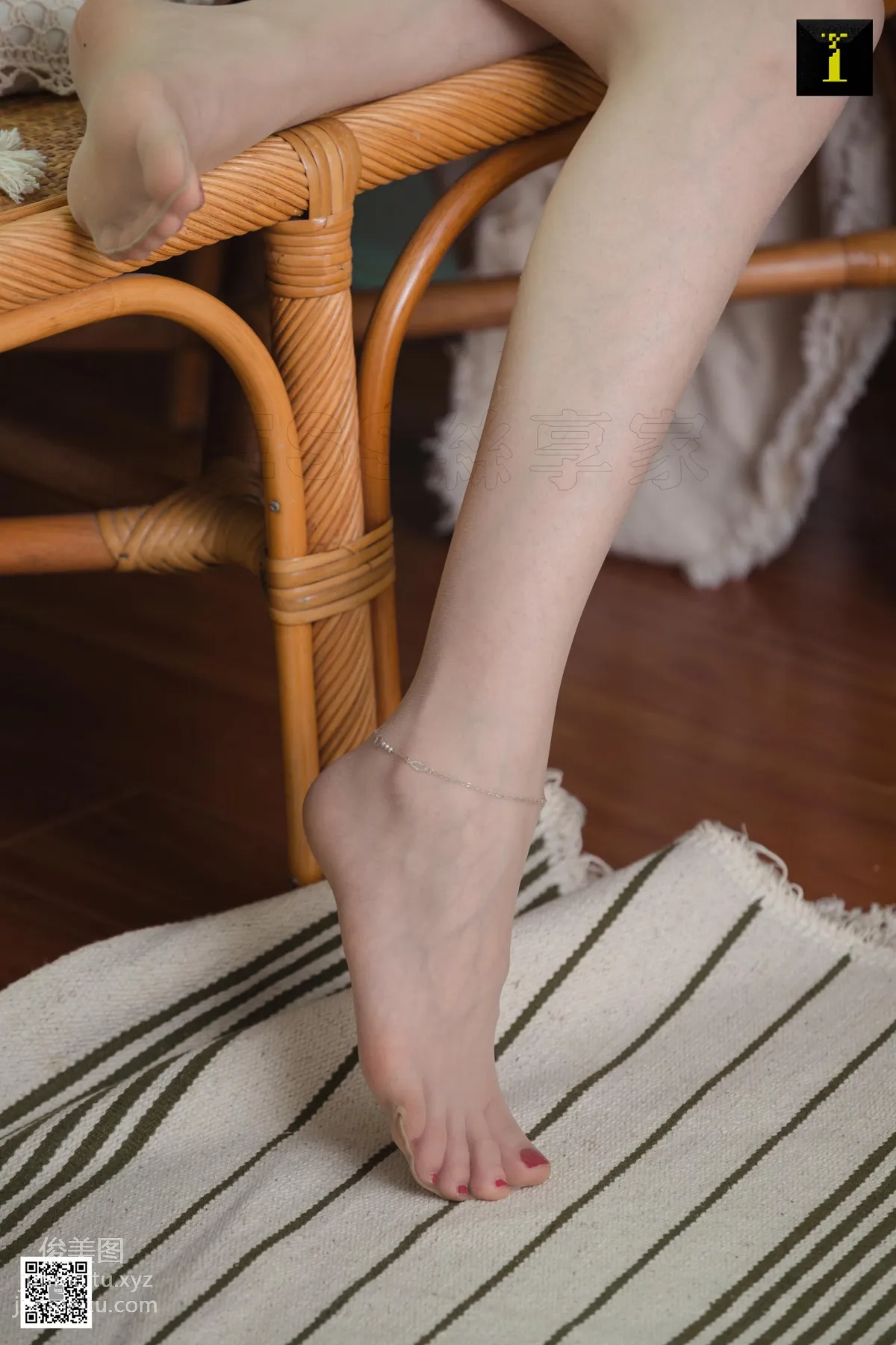 [IESS异思趣向]2019.06.04 丝享家500：佳佳 绿植 吉他 page 44