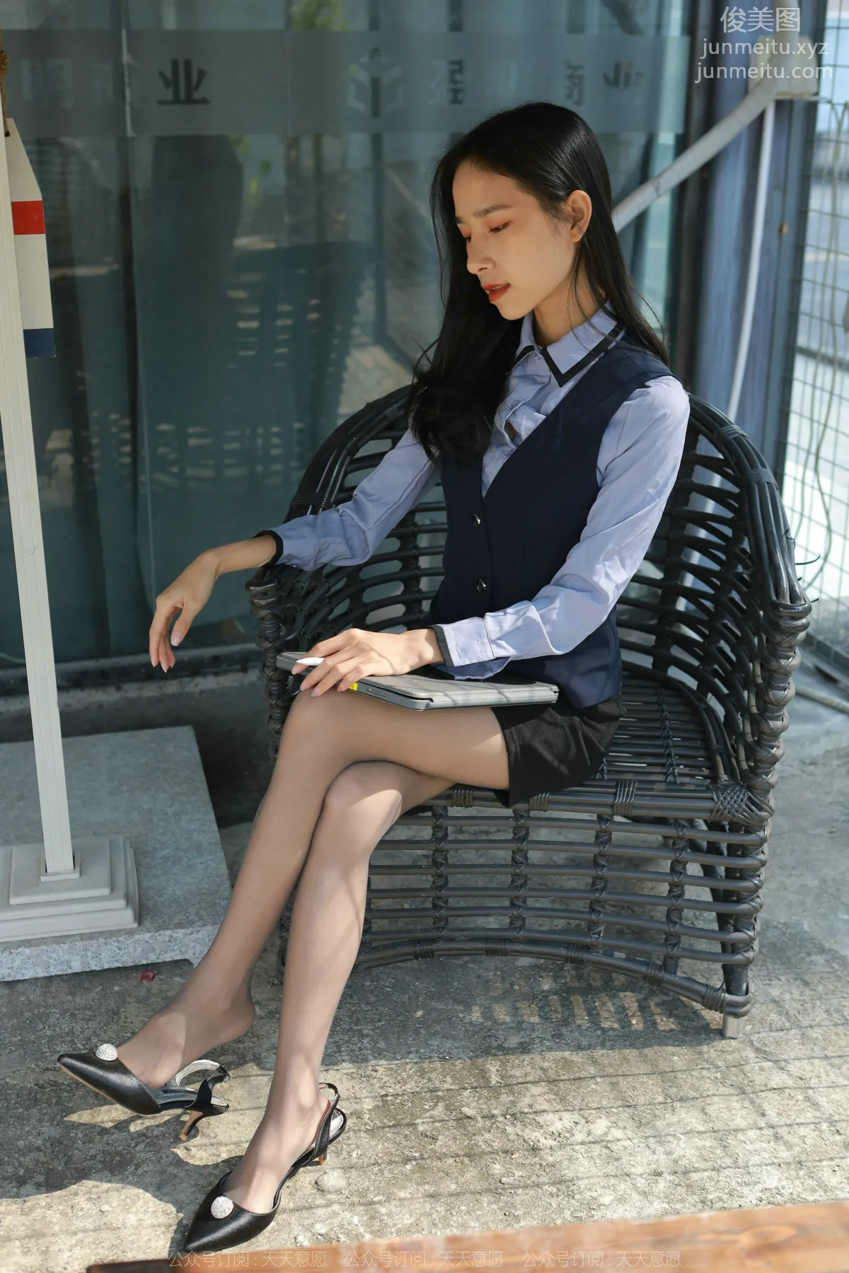 [IESS异思趣向] 2022.02.29 丝享家1015：美子《职业包臀裙黑丝》[98P] page 54