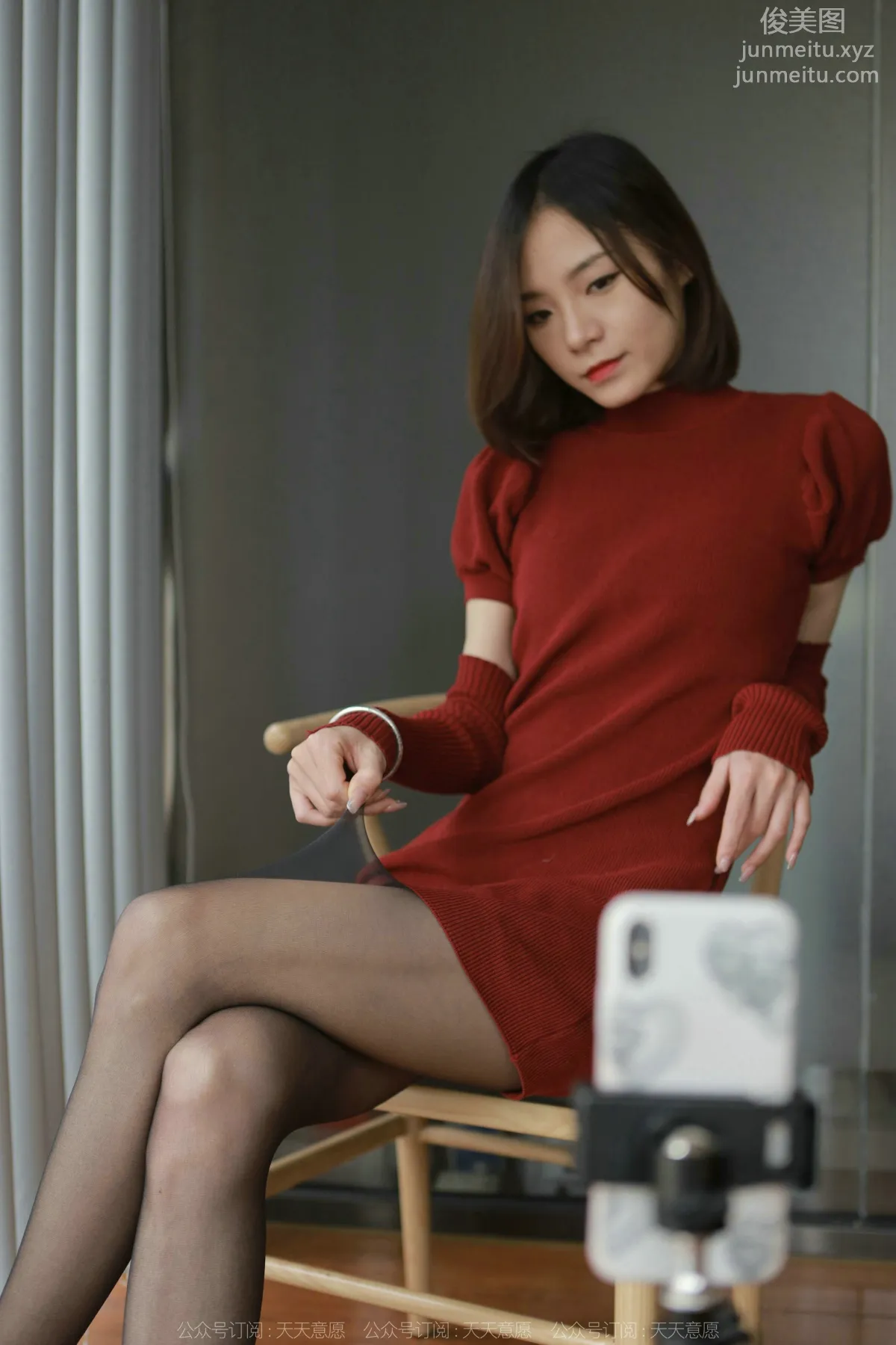 [IESS异思趣向] 2022.03.09 丝享家1023：小六《红裙嘿丝自拍》[84P] page 16