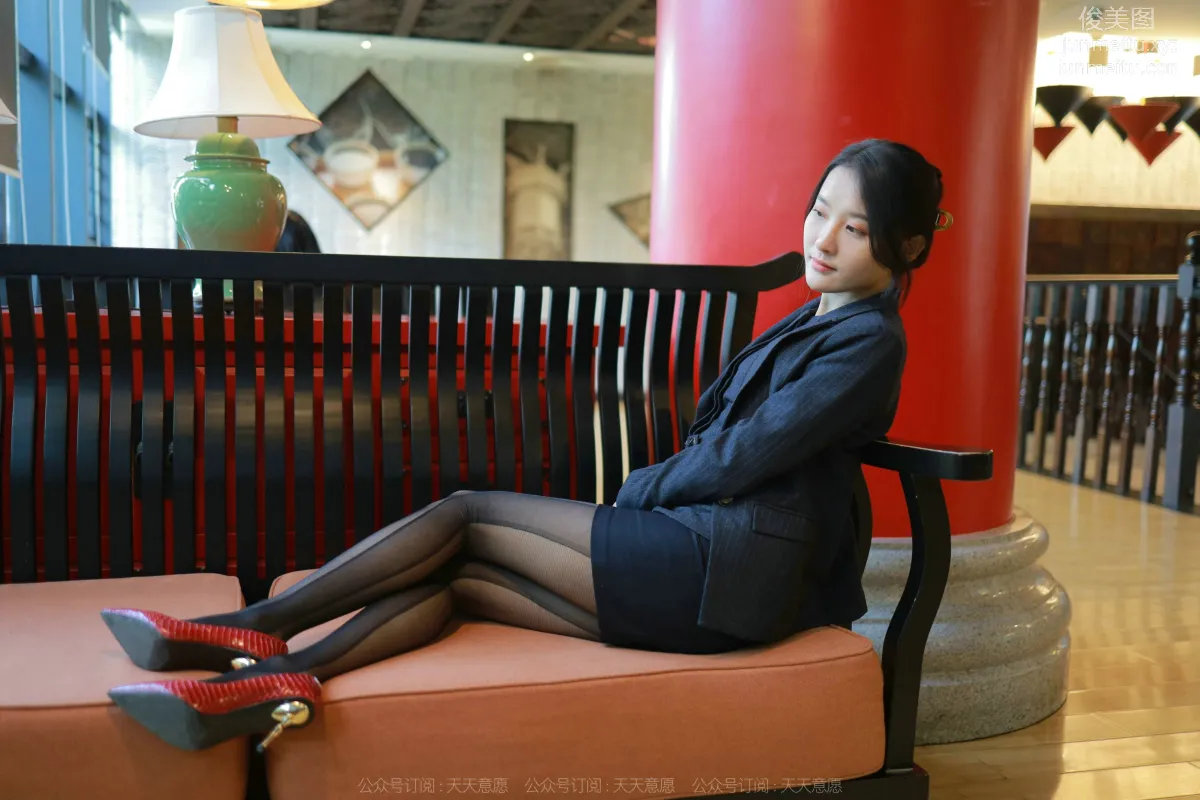 [IESS异思趣向] 2022.04.12 丝享家 1057：婉萍《OL嘿丝玉姐》 page 27