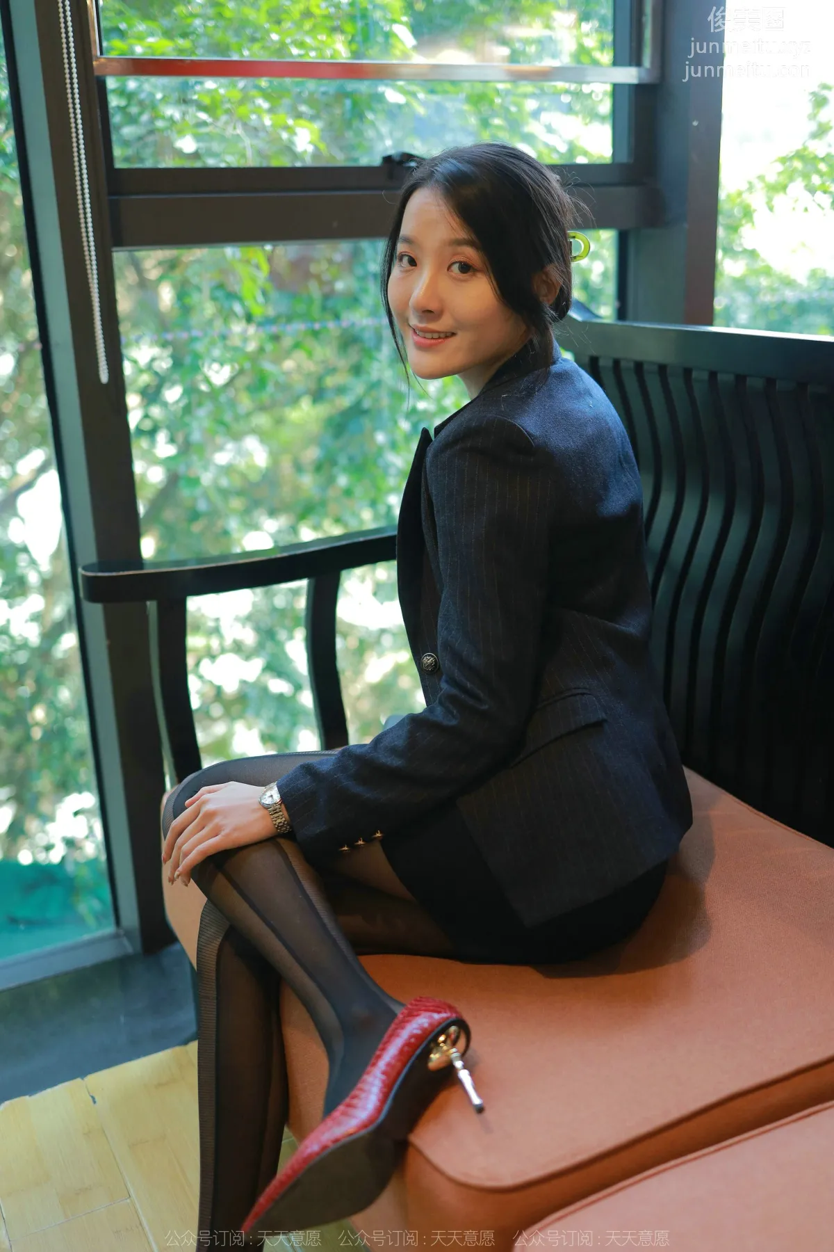 [IESS异思趣向] 2022.04.12 丝享家 1057：婉萍《OL嘿丝玉姐》 page 55