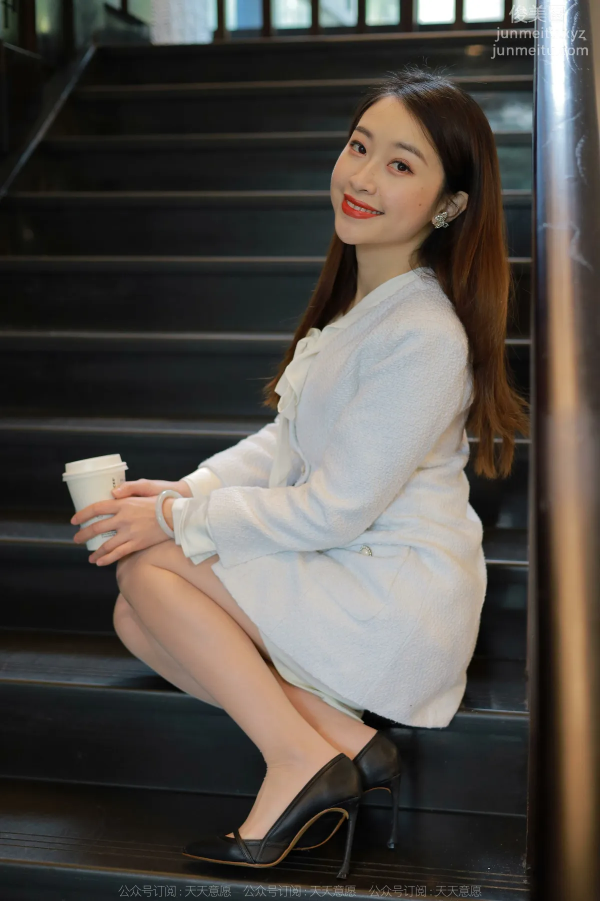 [IESS异思趣向] 2022.04.18 丝享家 1063：小婕《纯白OL套装》 page 23