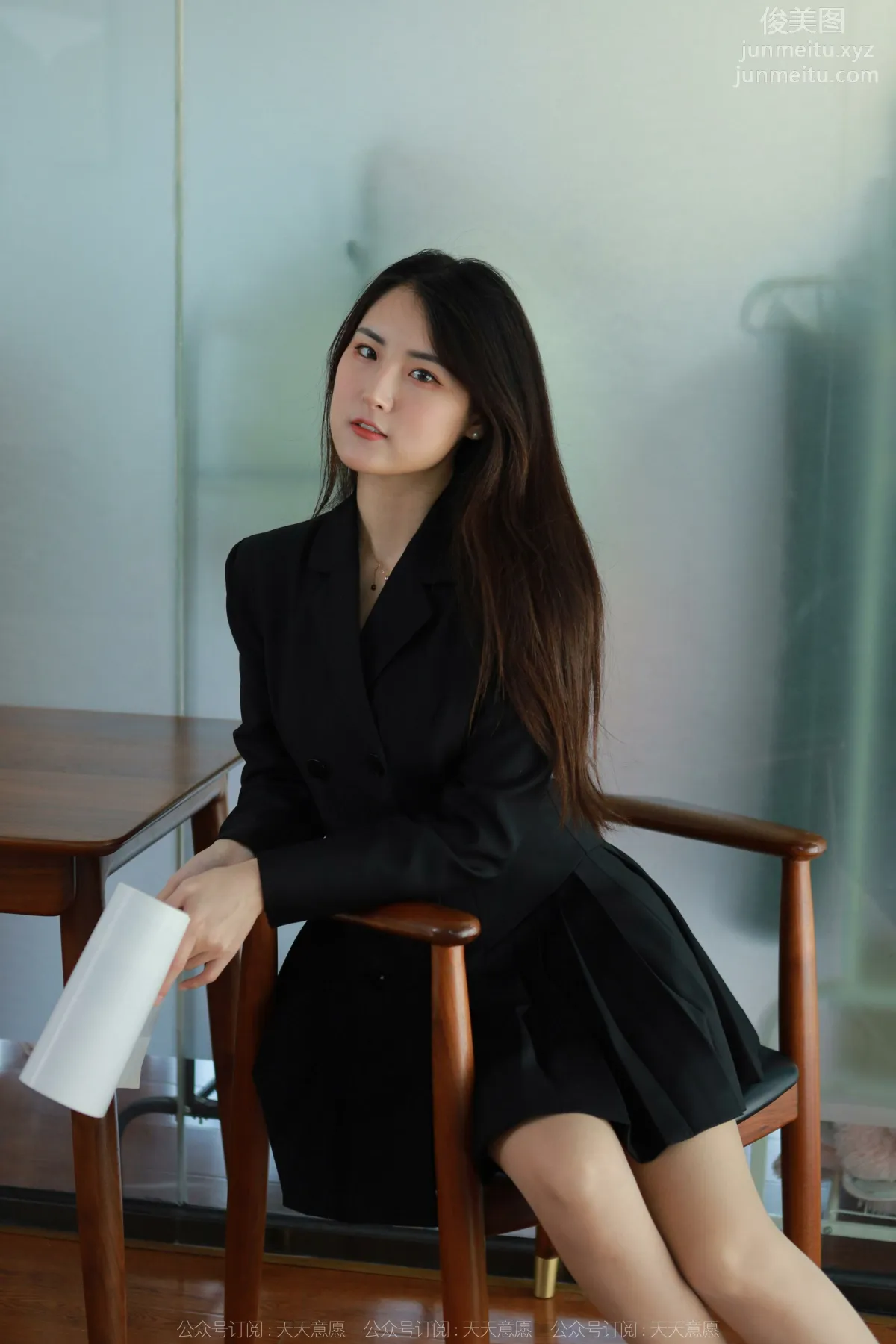 [IESS异思趣向] 2022.04.20 丝享家 1065：小宝《黑色百褶裙》 page 26