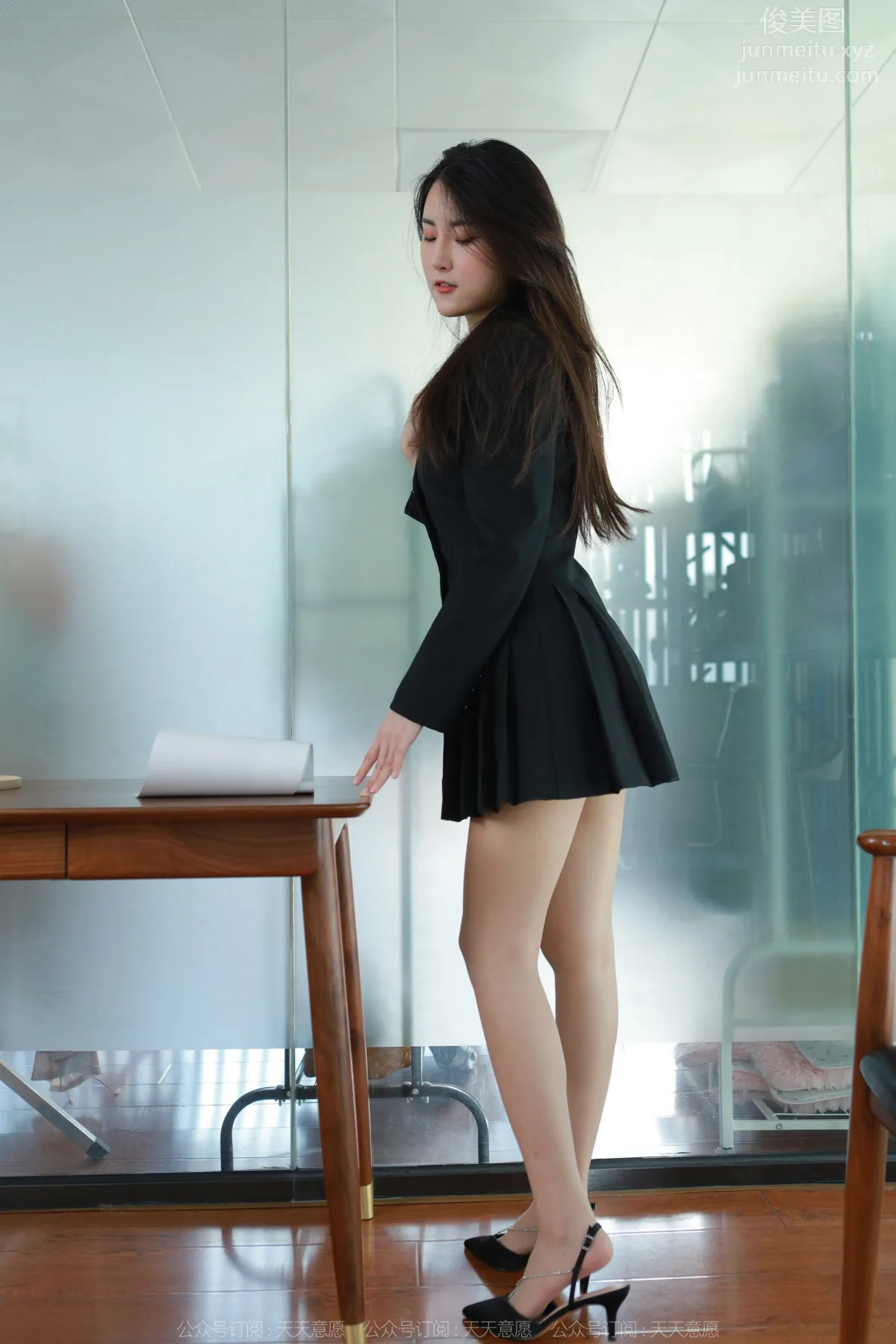 [IESS异思趣向] 2022.04.20 丝享家 1065：小宝《黑色百褶裙》 page 64