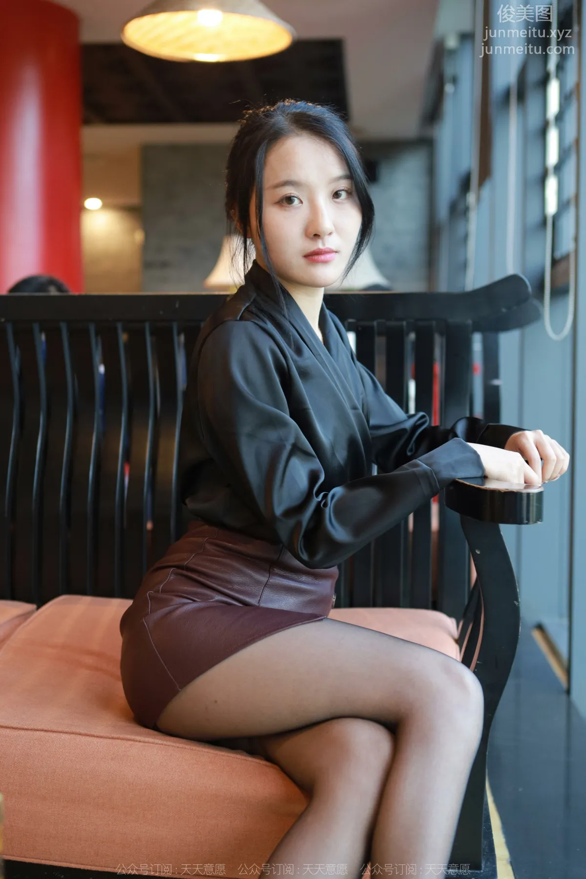 [IESS异思趣向] 2022.04.29 丝享家 1074：婉萍《褐色皮裙》 page 40