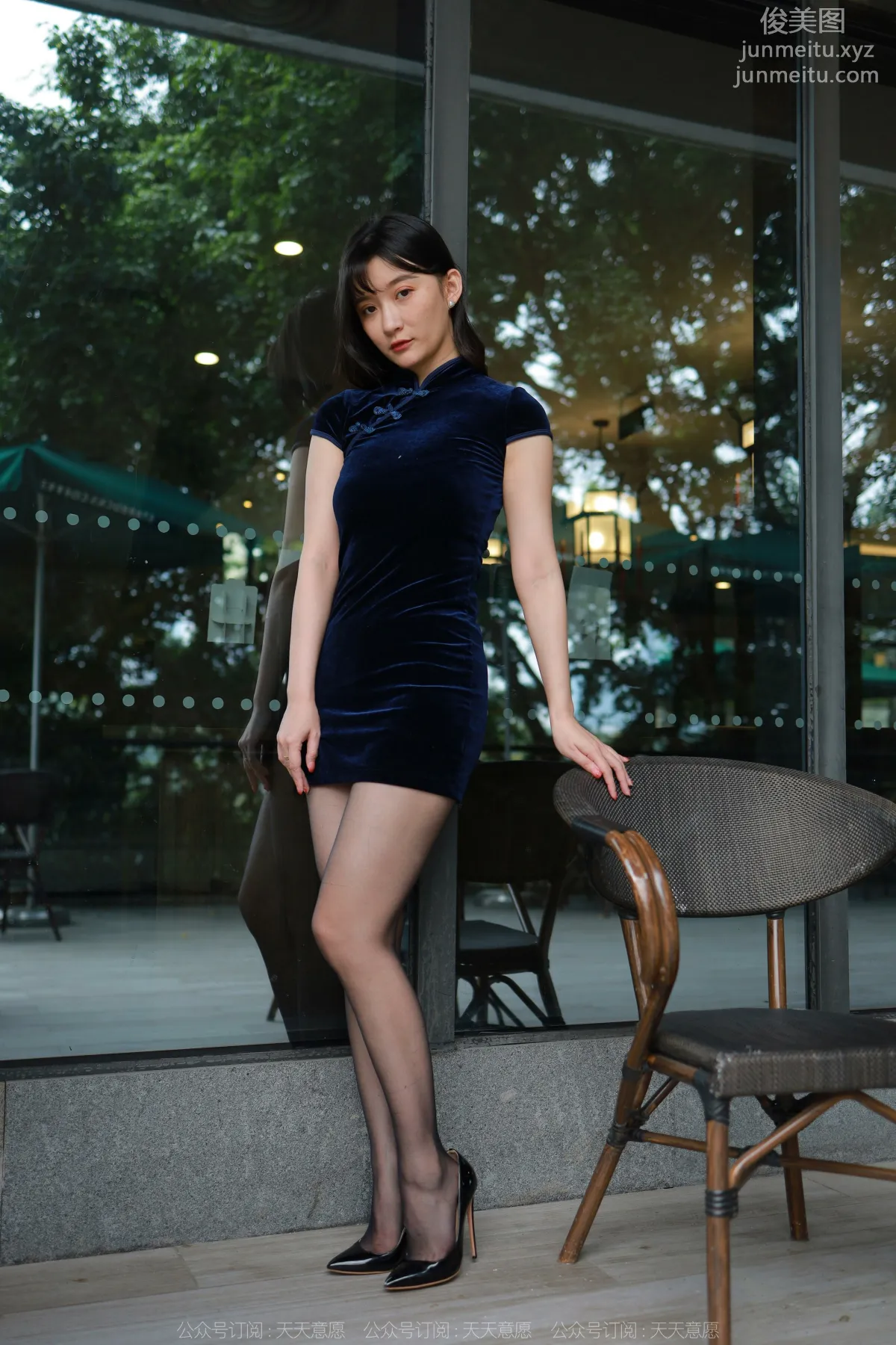 [IESS异思趣向] 2022.05.04 丝享家 1078：秋秋《高叉旗袍嘿丝》 page 24