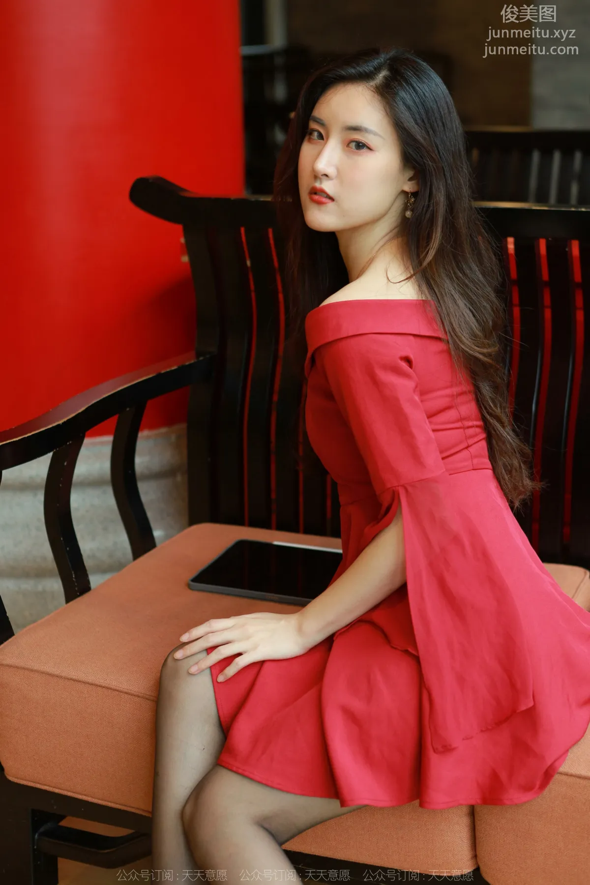 [IESS异思趣向] 2022.05.08 丝享家 1082：小宝《红裙女神》 page 3
