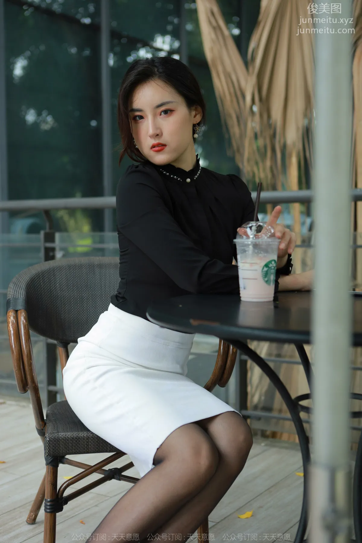 [IESS异思趣向] 2022.05.15 丝享家 1089：小宝《黑丝黑衬衣》[82P] page 28