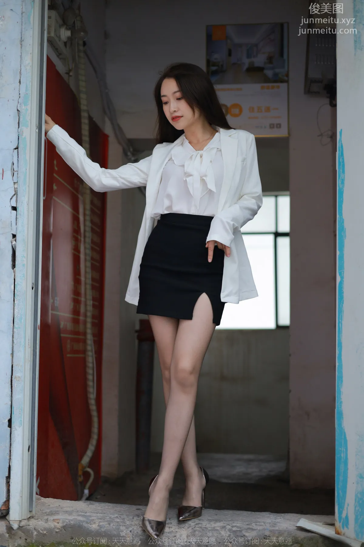 [IESS异思趣向] 2022.06.11 丝享家 .1114：小婕《冷艳嘿丝》[82P] page 35