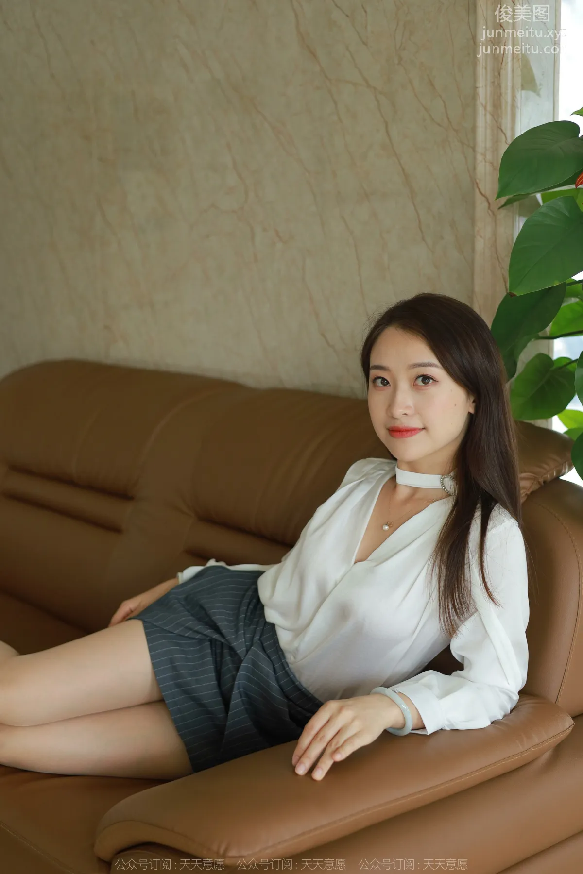 [IESS异思趣向] 2022.06.21 丝享家 1124：小婕《美女接待员》[75P] page 23