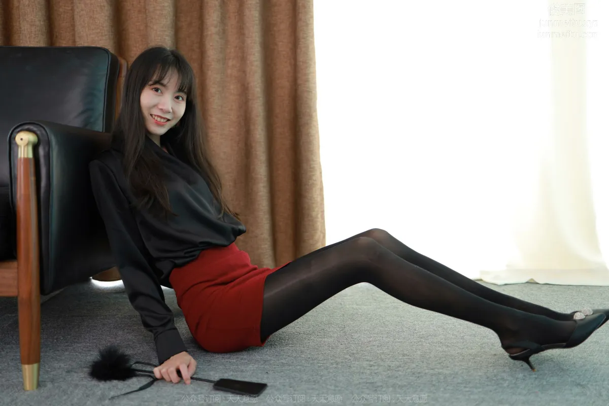 [IESS异思趣向] 2022.07.23 丝享家 1156：团团《长腿红与黑》[86P] page 35