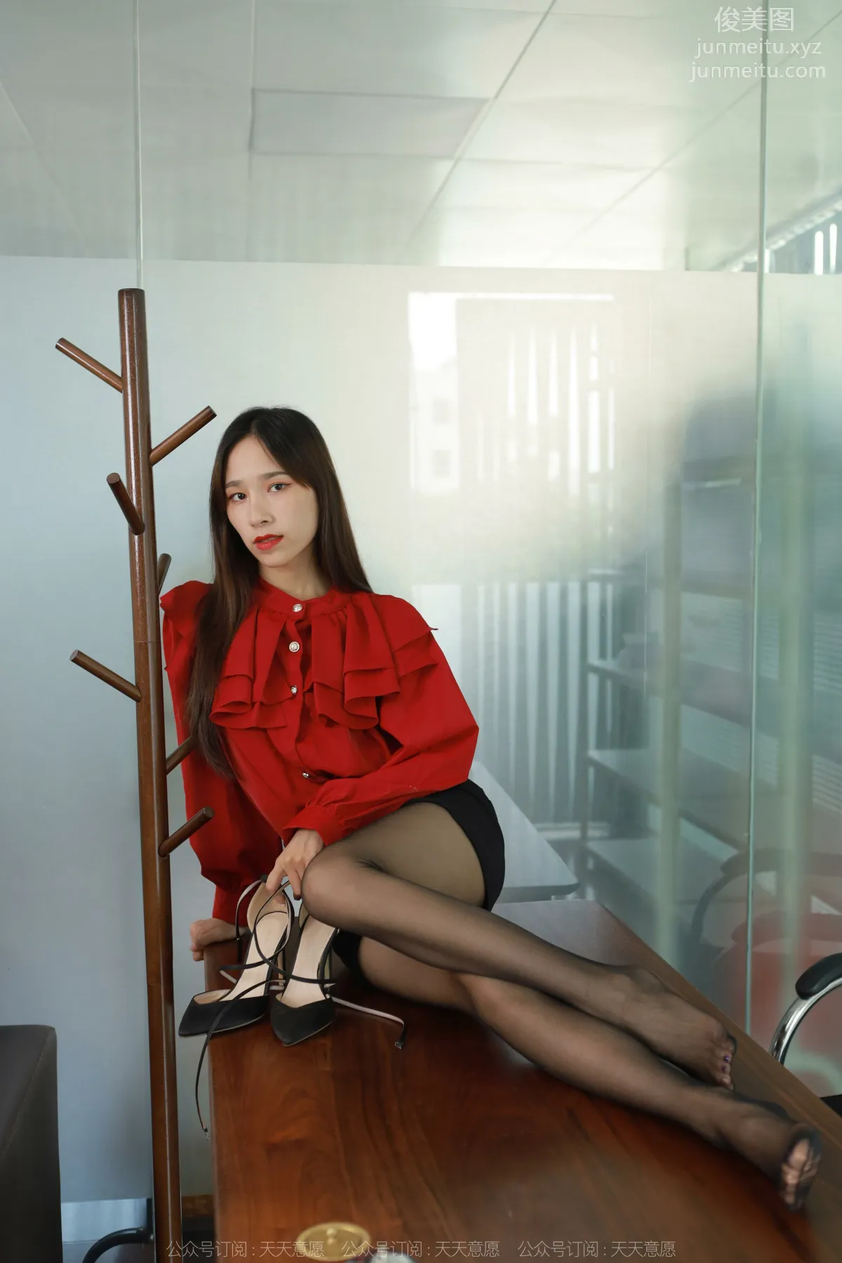 [IESS异思趣向] 2022.08.09 丝享家 1172：美子《红色可口可乐》[88P] page 28