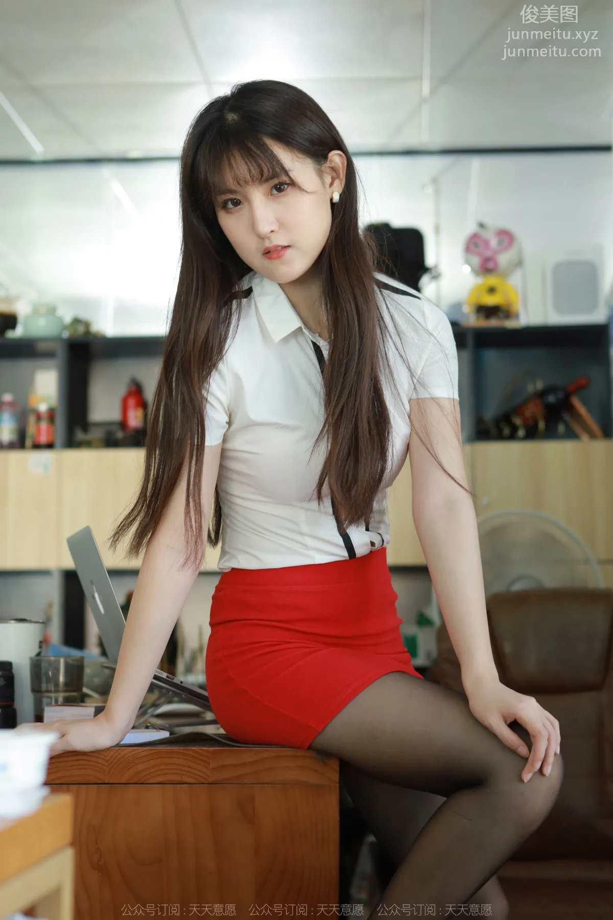 [IESS异思趣向] 2022.08.18 丝享家 1181：小宝《烈焰红裙》[90P] page 63