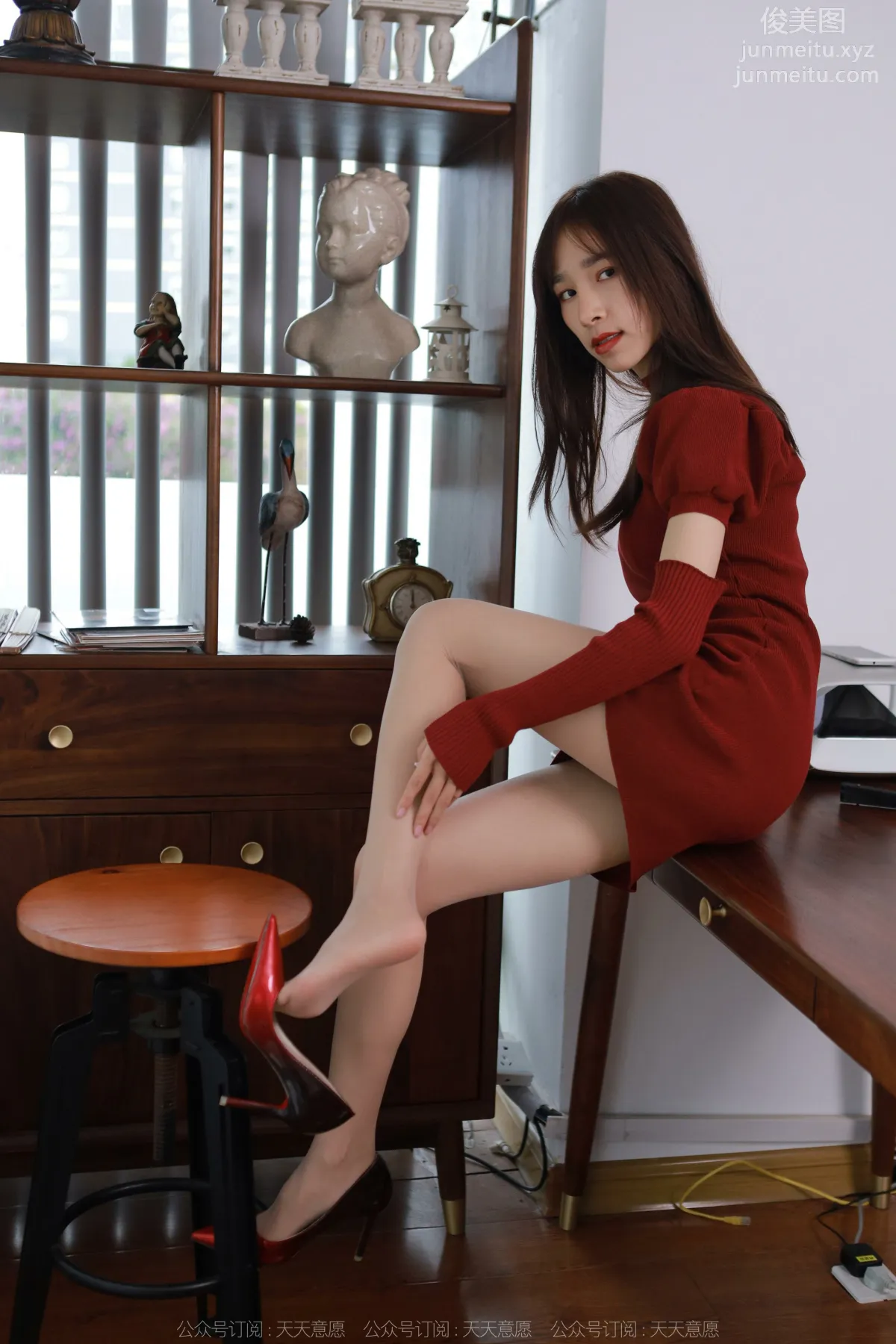 [IESS异思趣向]2022.03.17 丝享家1031：美子《新年红底高跟》[96P] page 26