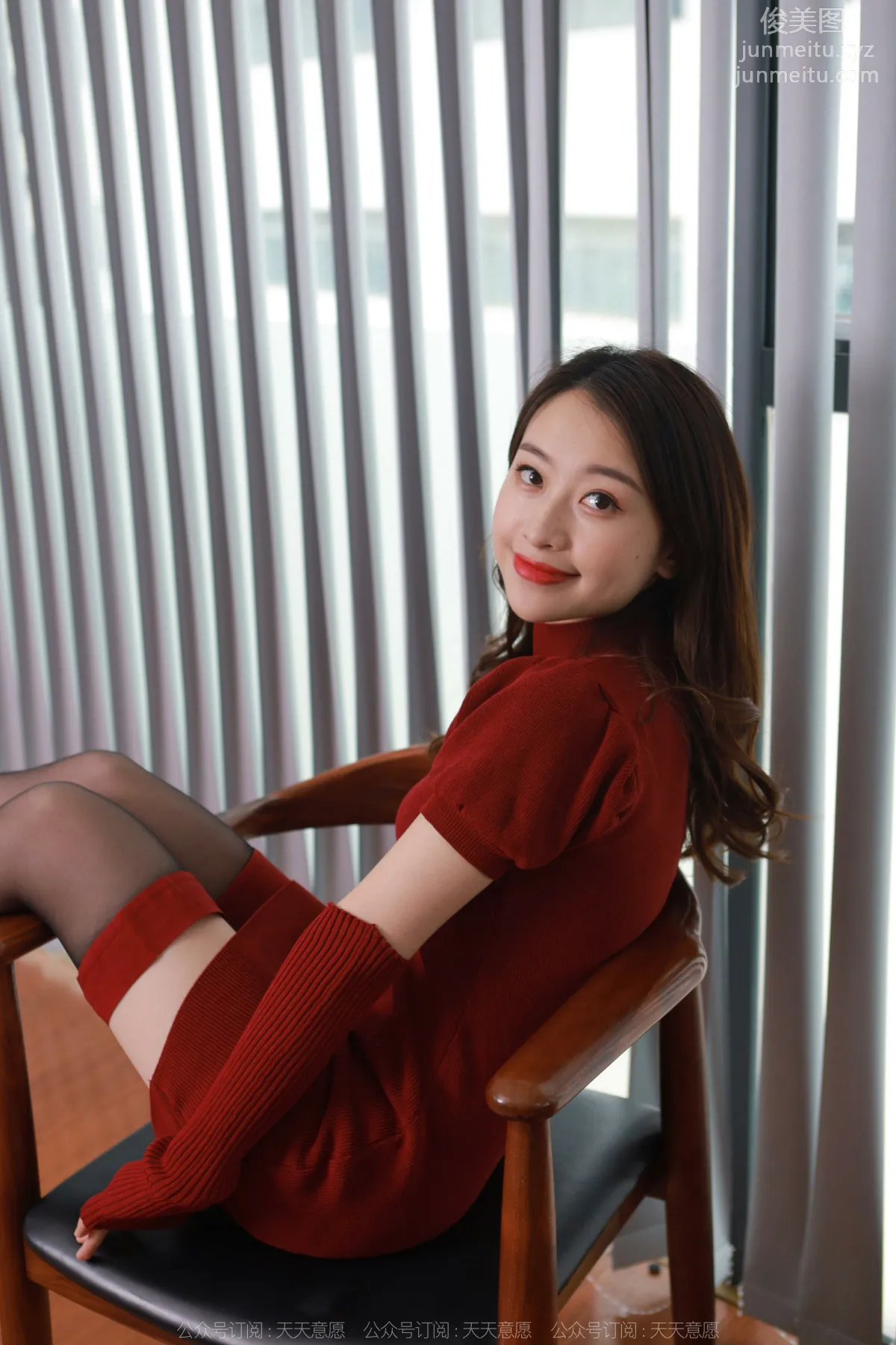 [IESS异思趣向]2022.03.22 丝享家1036：小婕《半筒黑丝》[98P] page 84