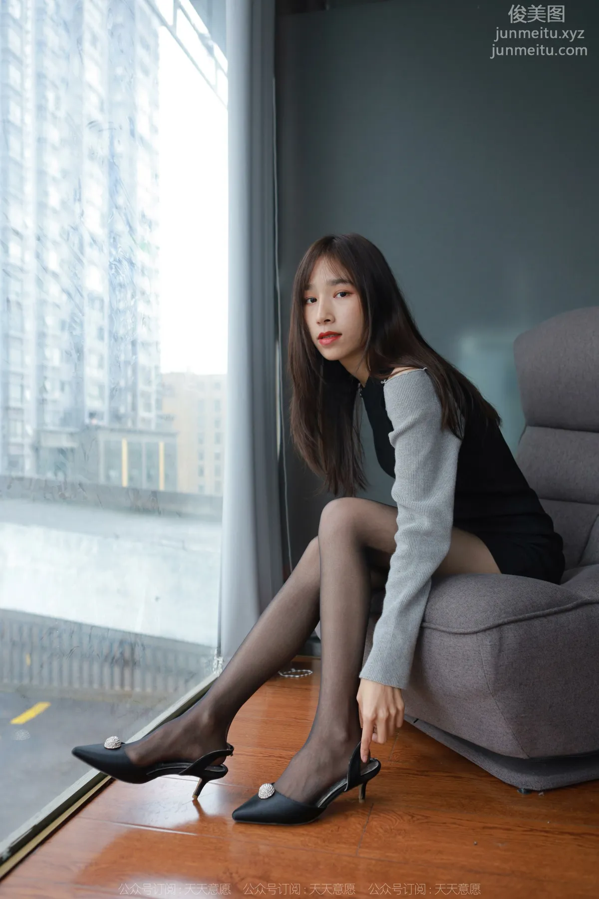 [IESS异思趣向]2022.03.26 丝享家1040：美子《沙发上的黑丝》[97P] page 21