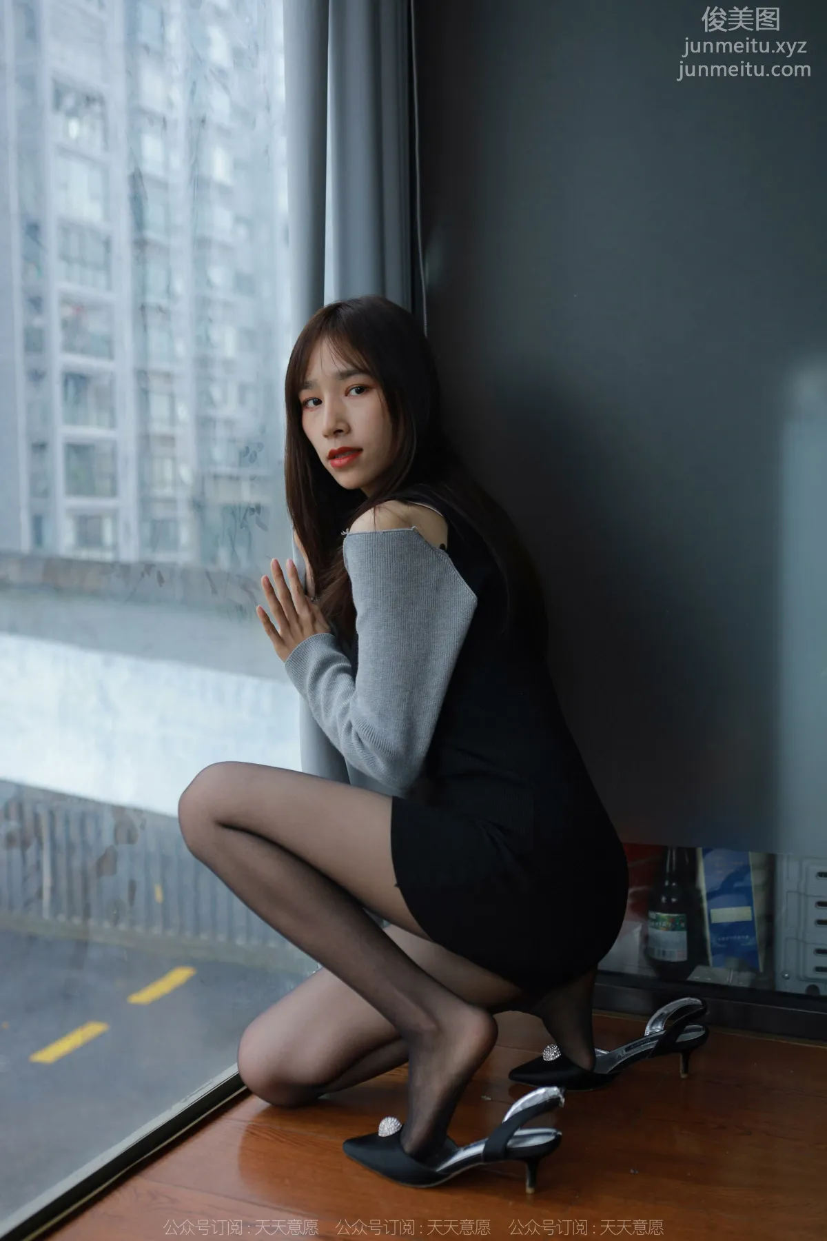 [IESS异思趣向]2022.03.26 丝享家1040：美子《沙发上的黑丝》[97P] page 81