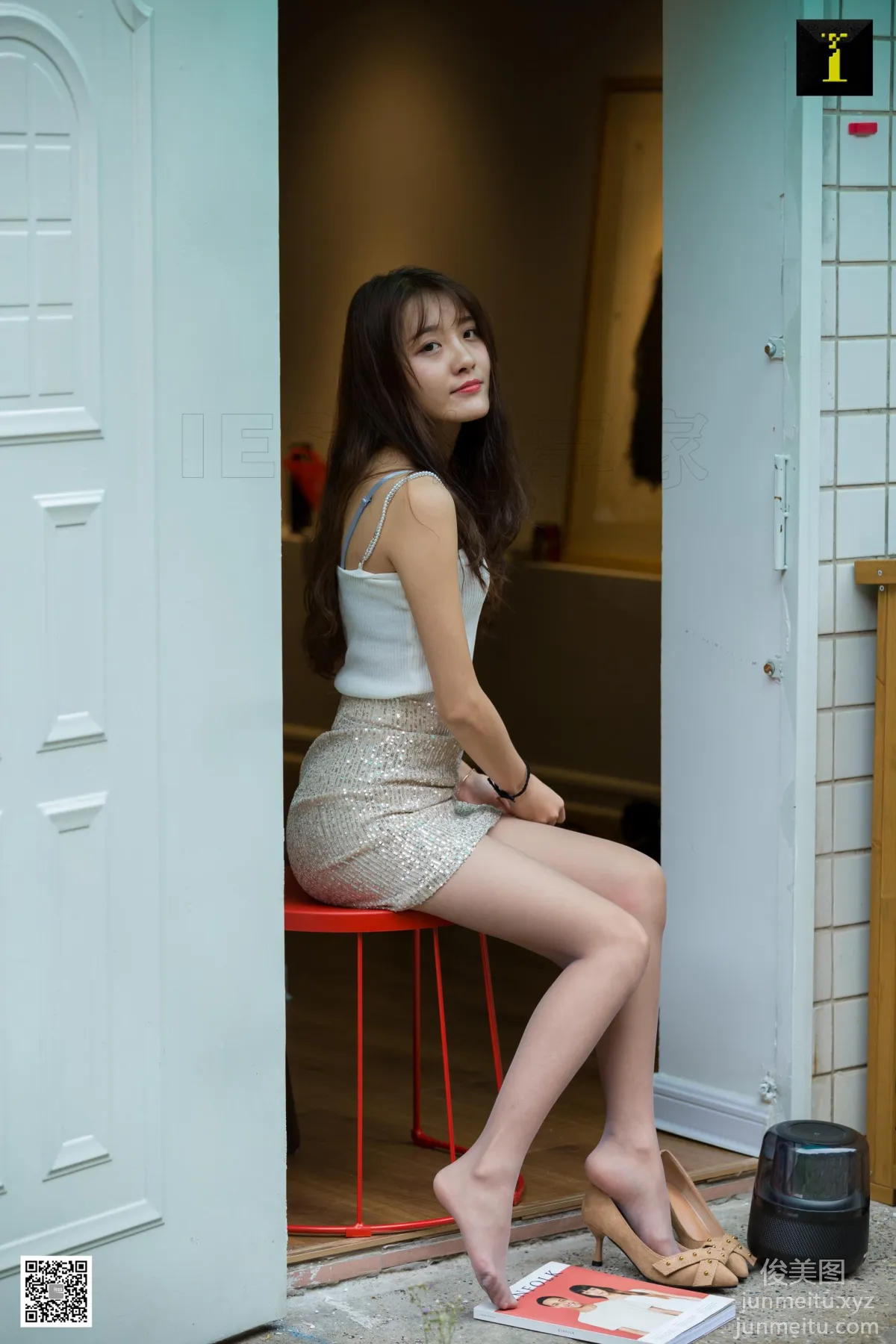 [IESS异思趣向] 2019.06.06 丝享家501：《家门口的婉萍》婉萍[84P] page 3
