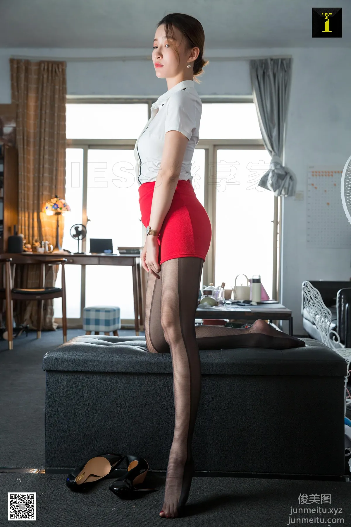 [IESS异思趣向] 2019.07.26 丝享家537：《秋姐霸气时装袜》秋秋[97P] page 25